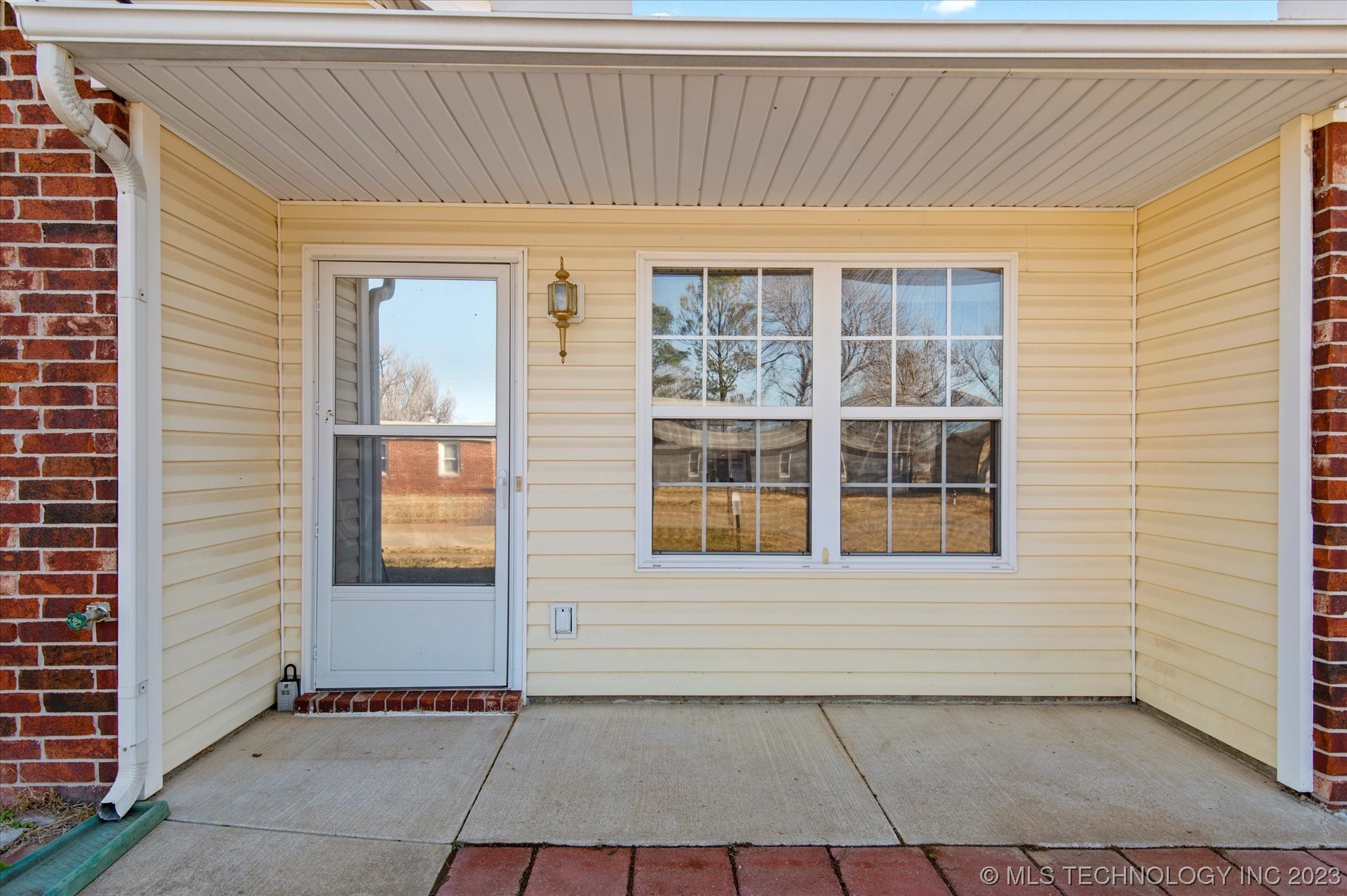 524 NE Elmhurst Avenue