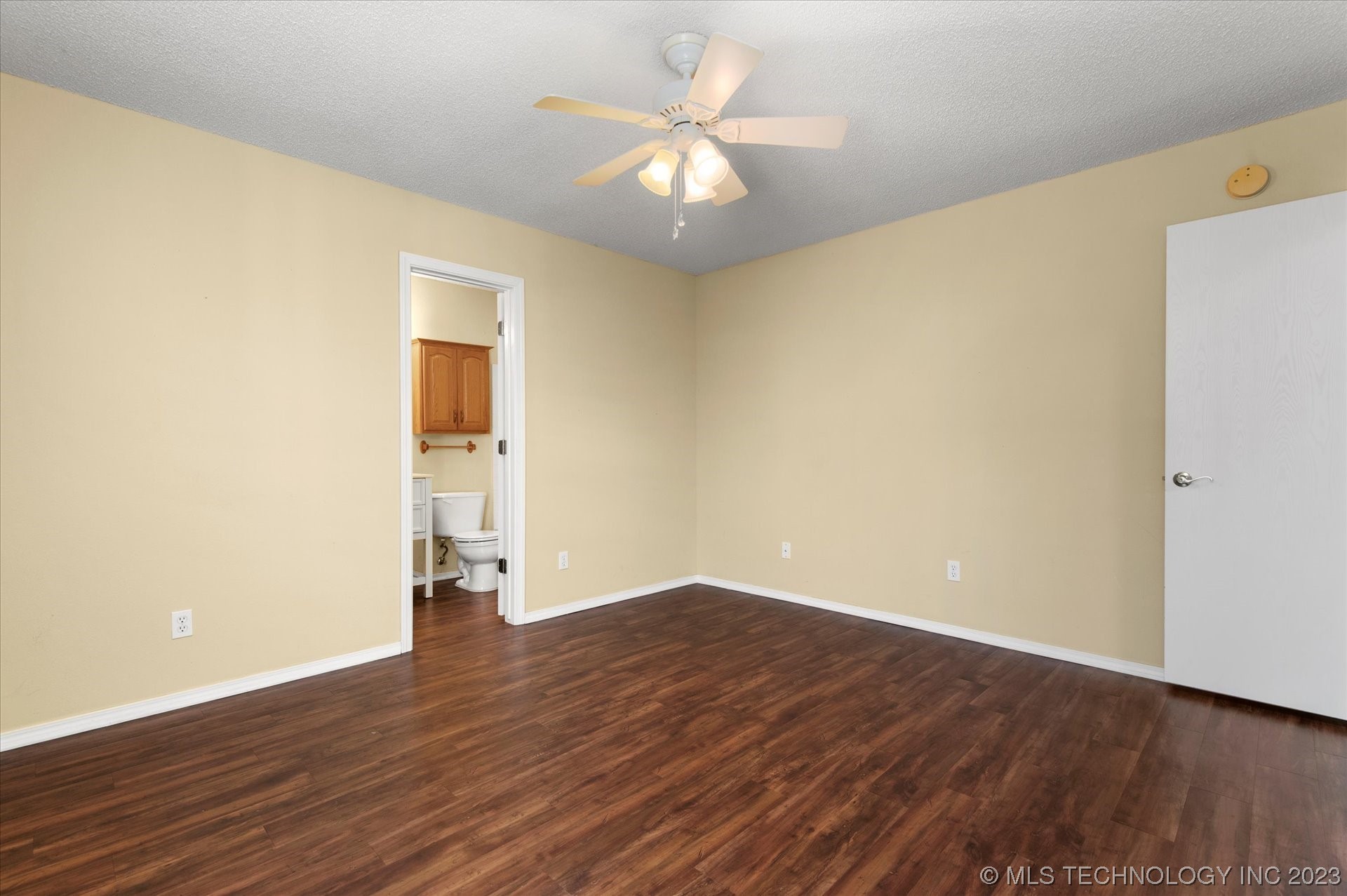 524 NE Elmhurst Avenue