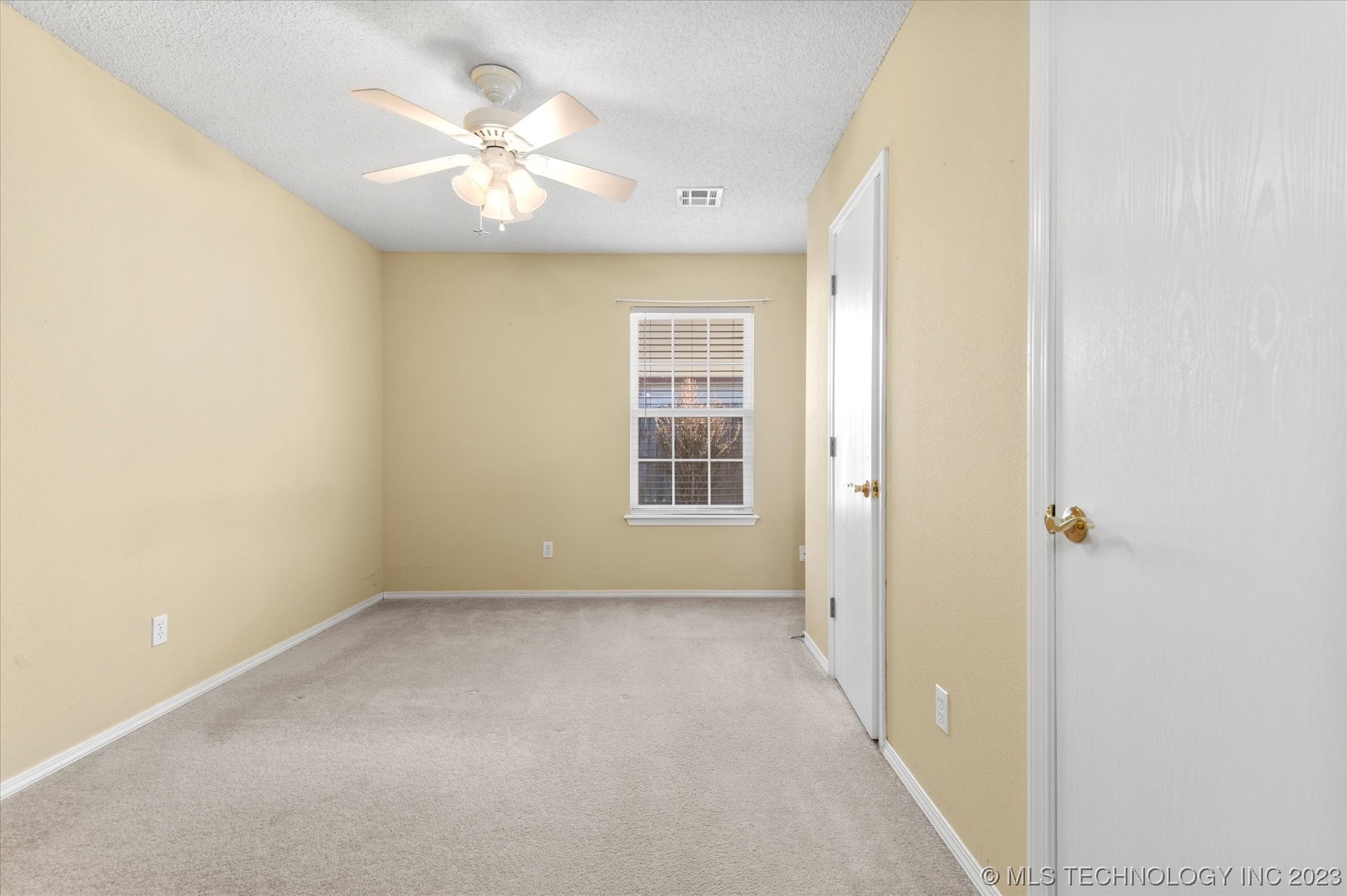 524 NE Elmhurst Avenue