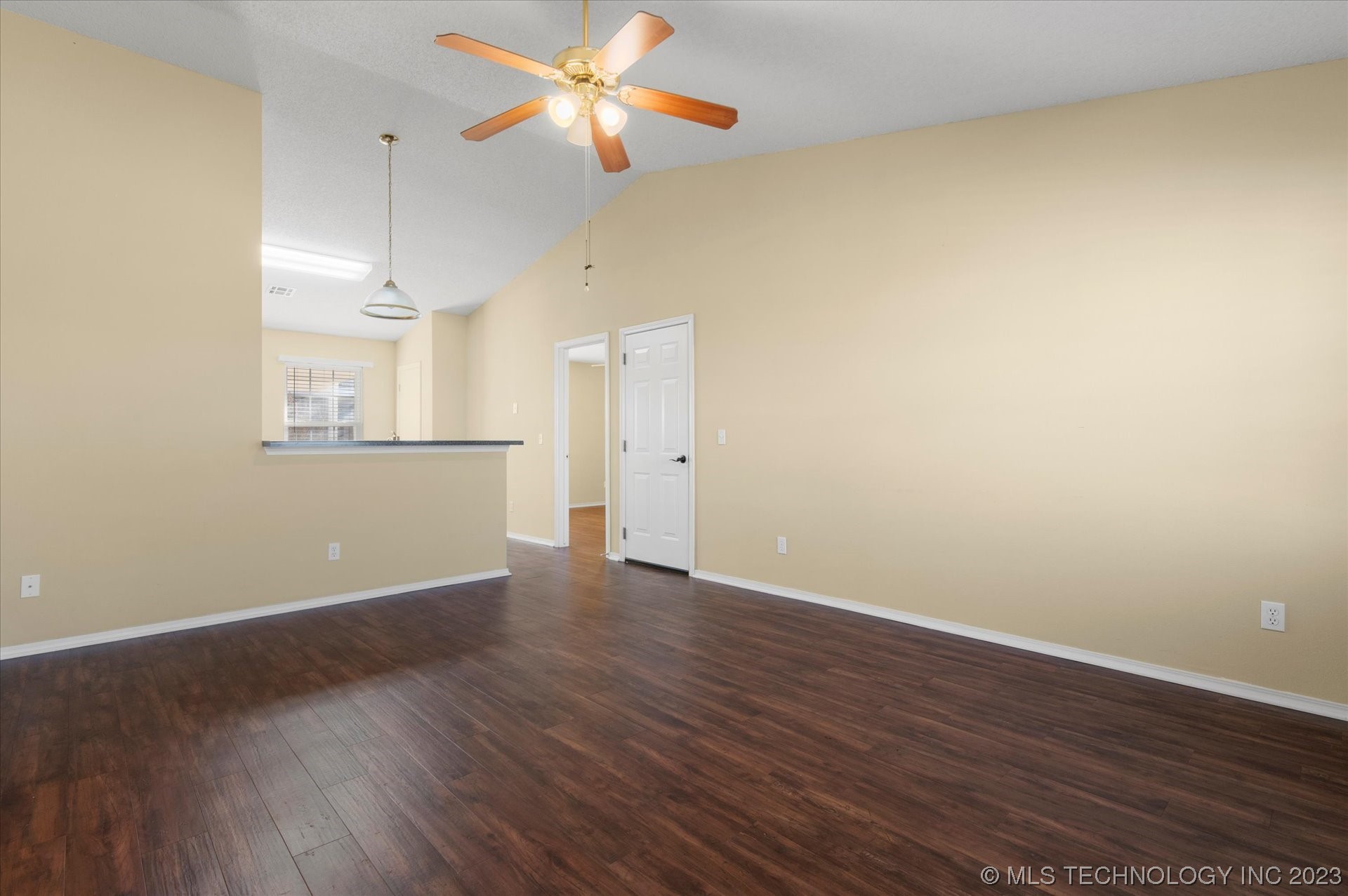 524 NE Elmhurst Avenue