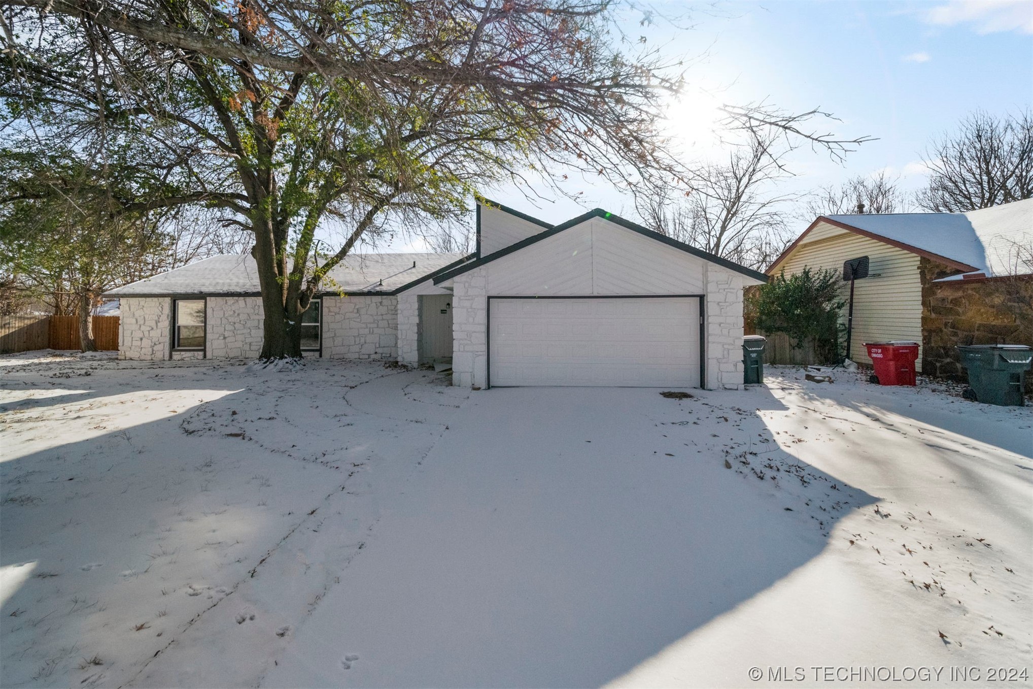 12008 E 88th Place N