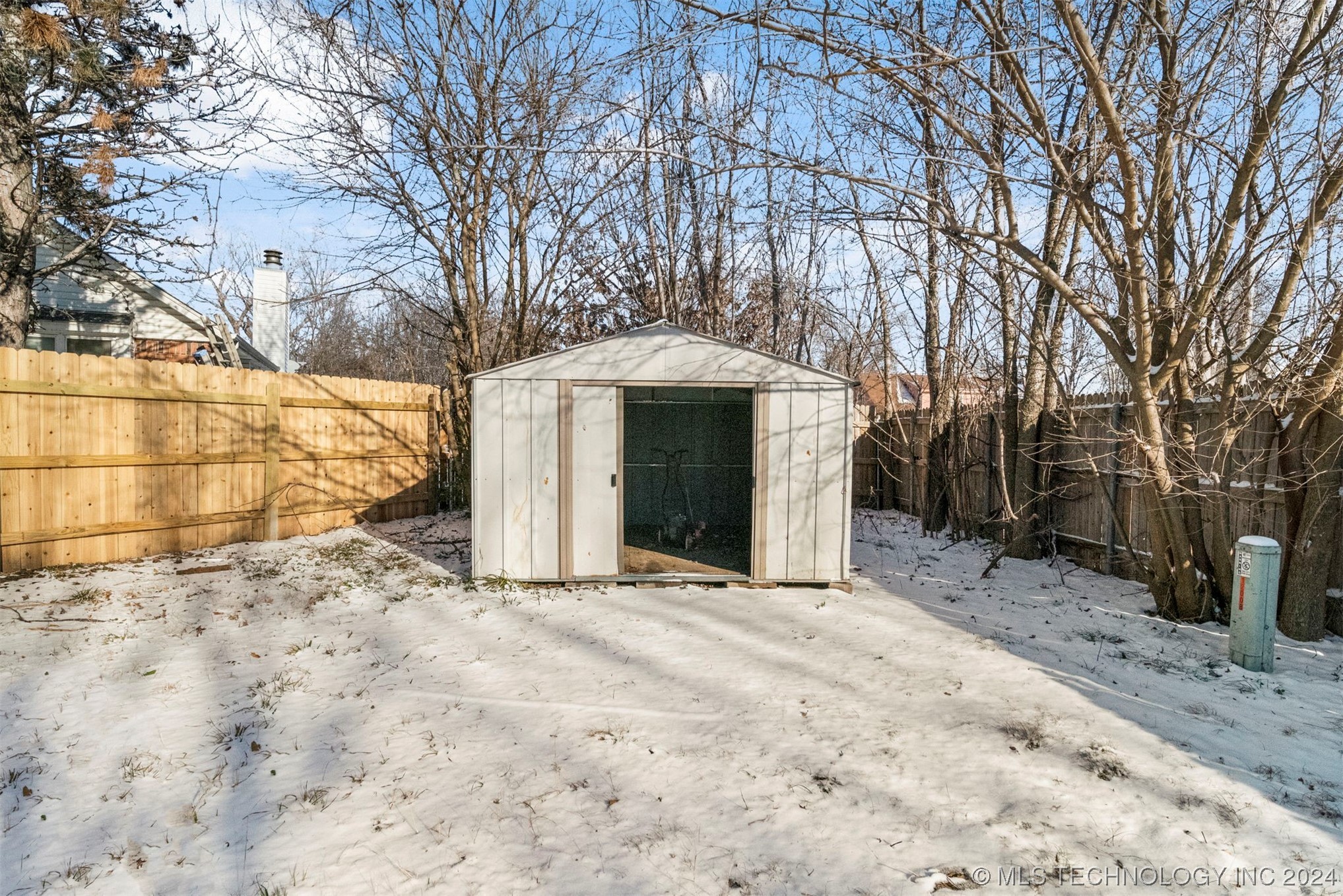 12008 E 88th Place N