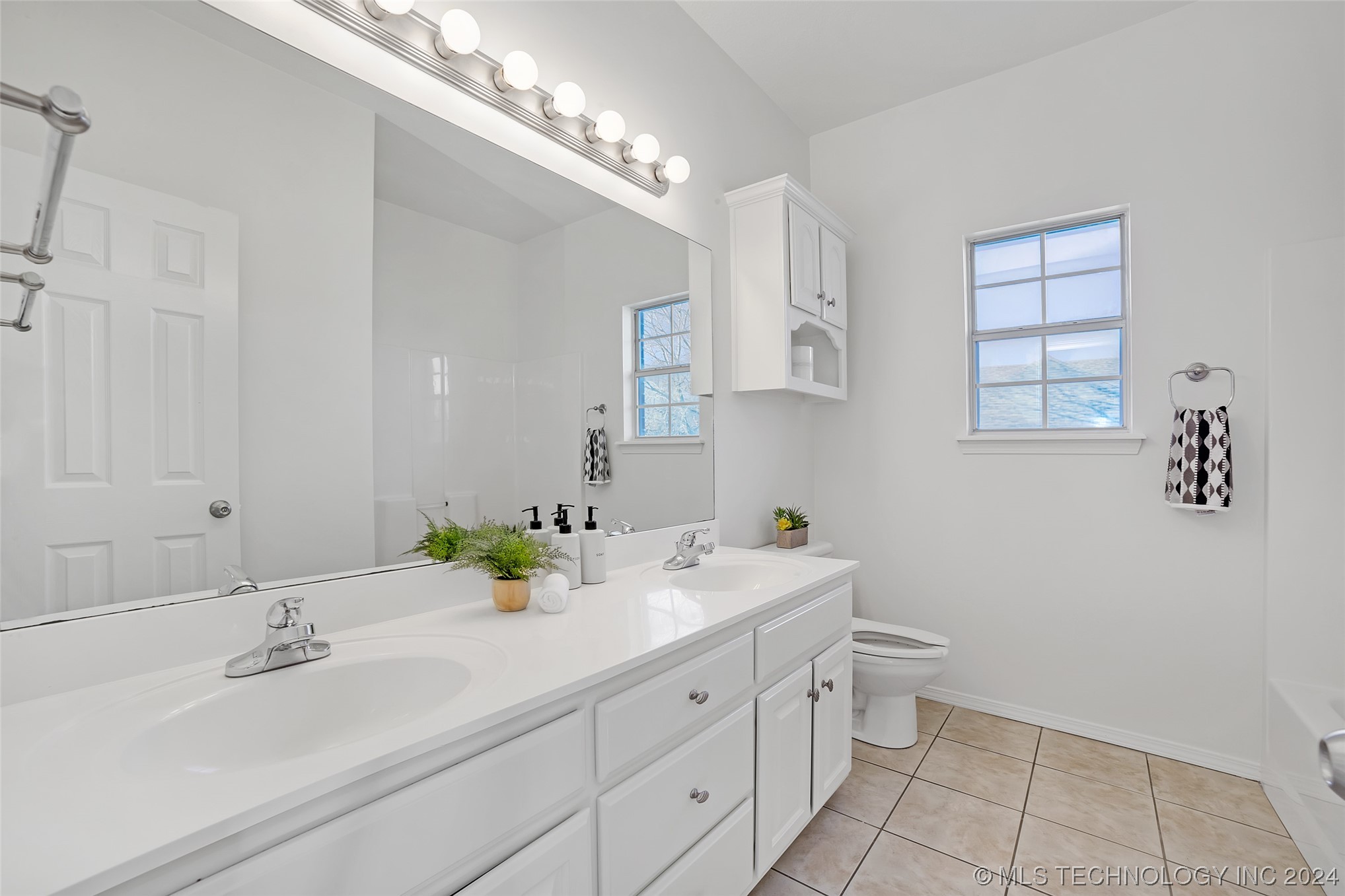 167 E Golden Rod Street