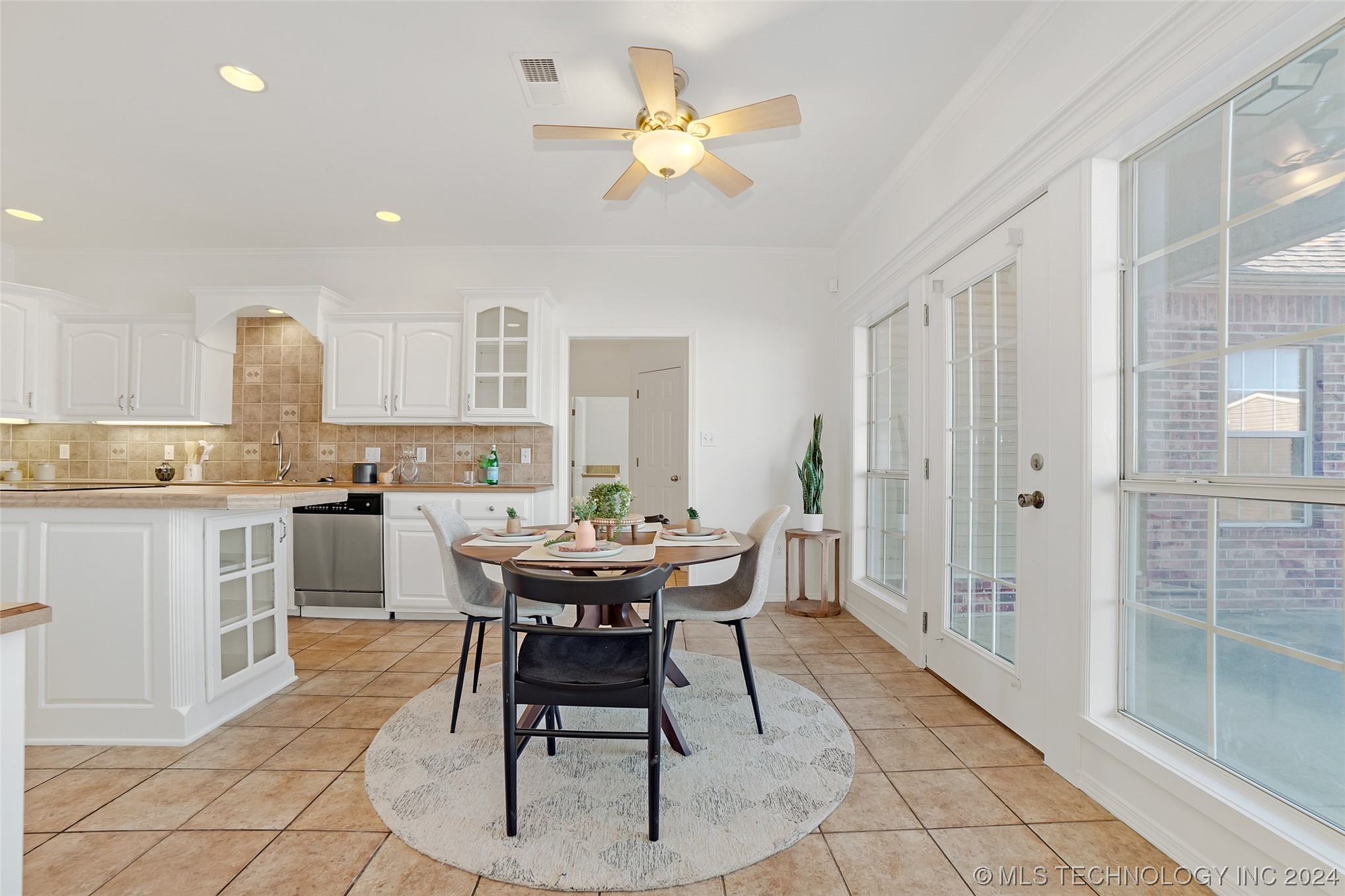 167 E Golden Rod Street