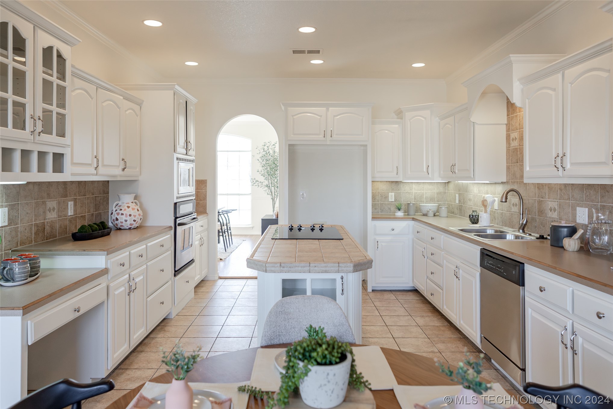 167 E Golden Rod Street