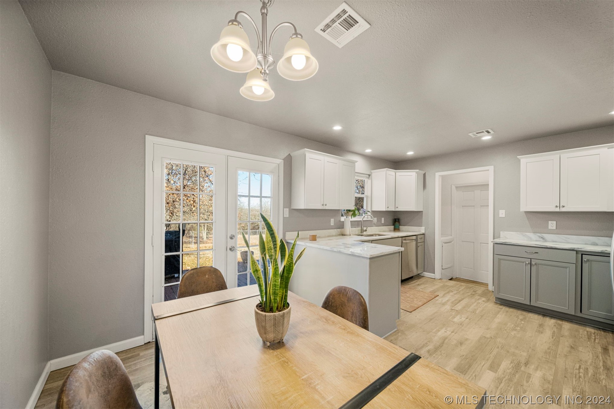 16068 N 103rd West Avenue