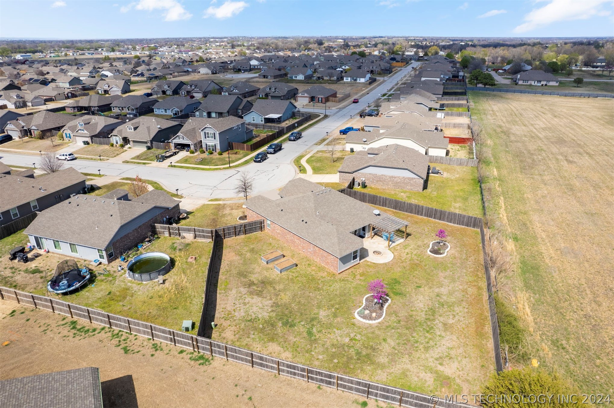 12020 E 109th Street North