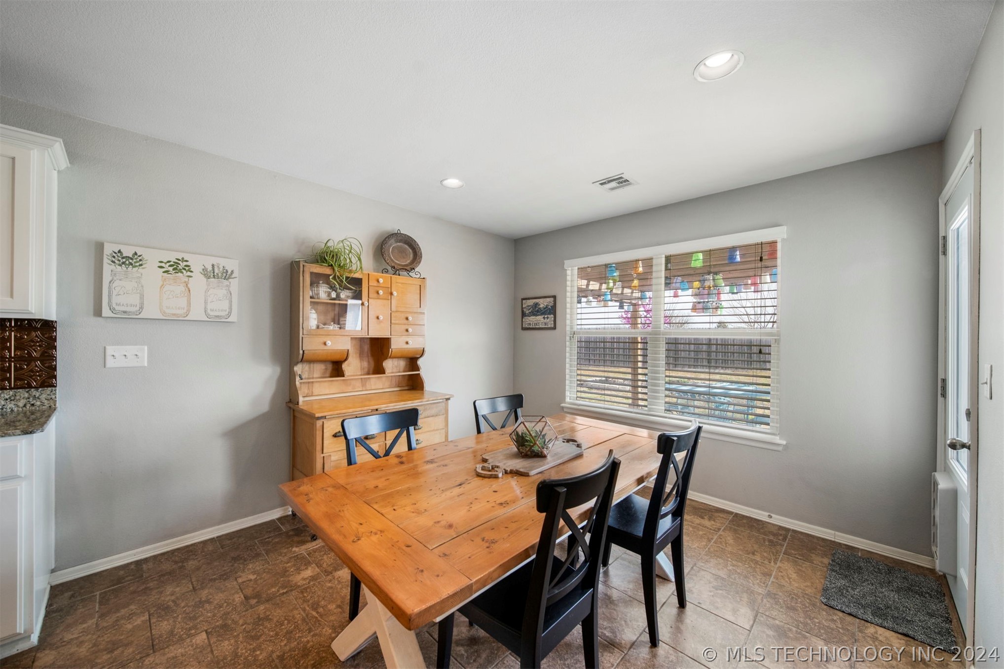 12020 E 109th Street North