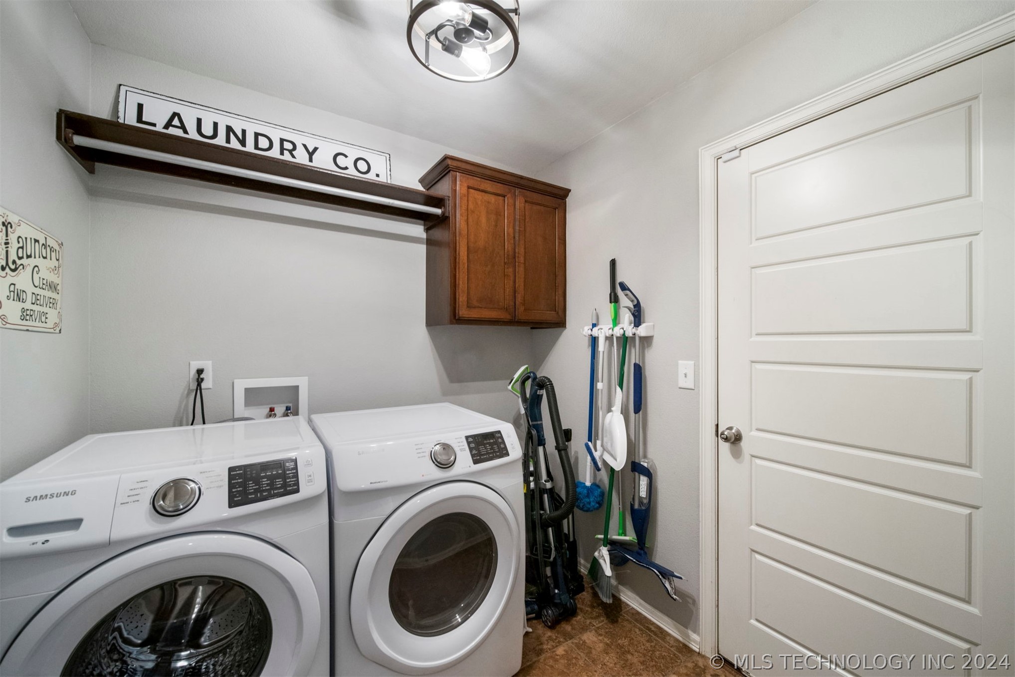 12020 E 109th Street North