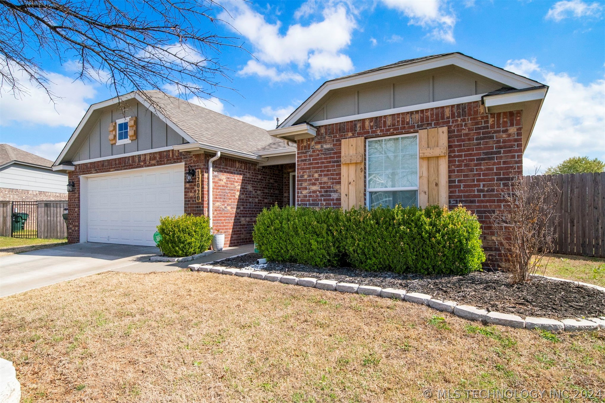 12020 E 109th Street North