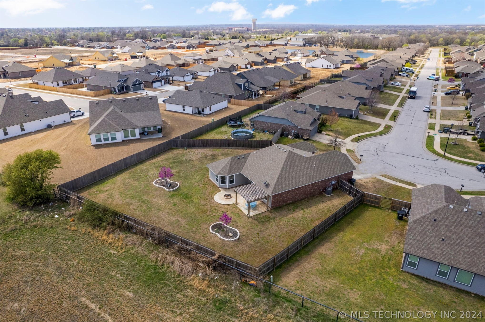 12020 E 109th Street North