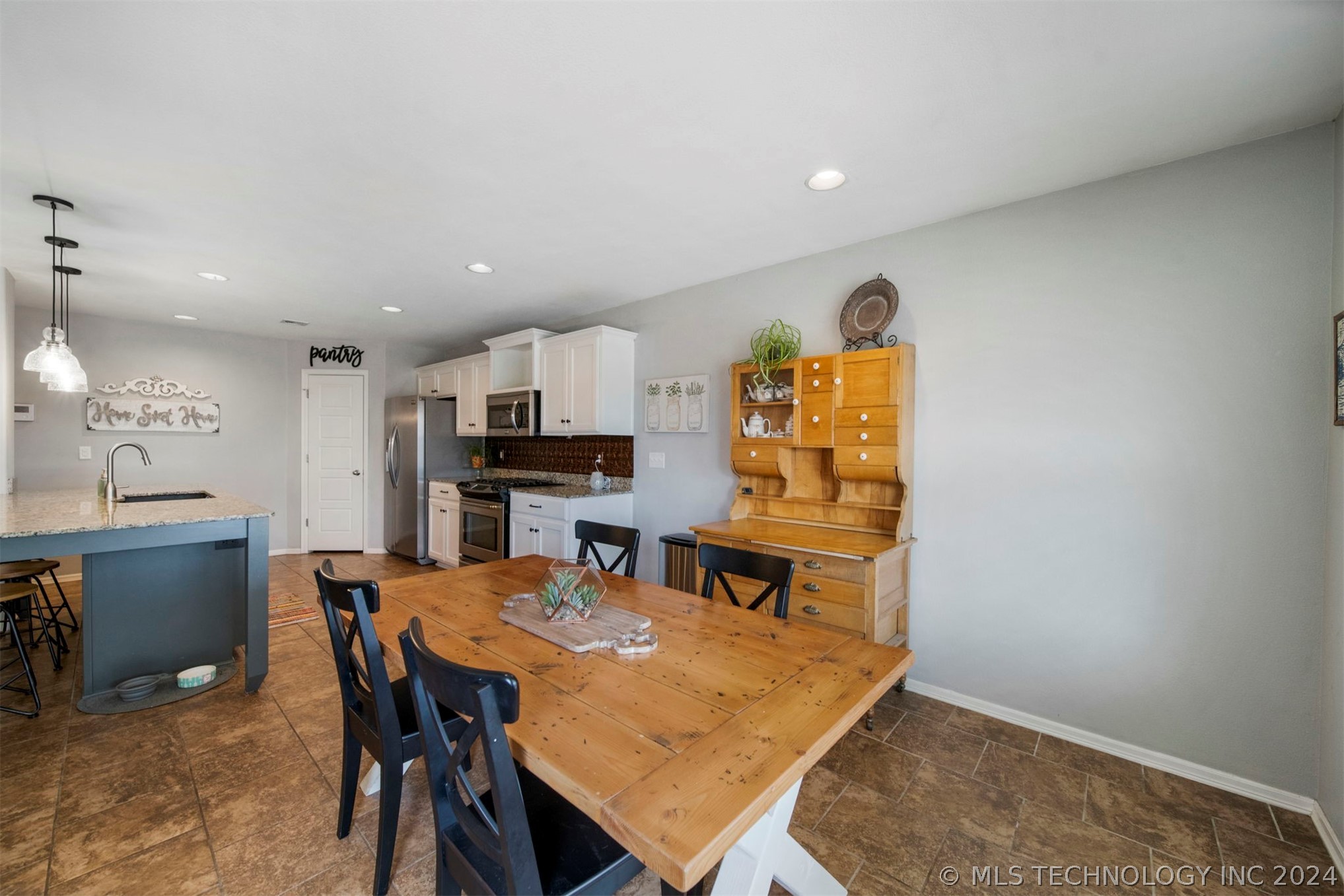 12020 E 109th Street North