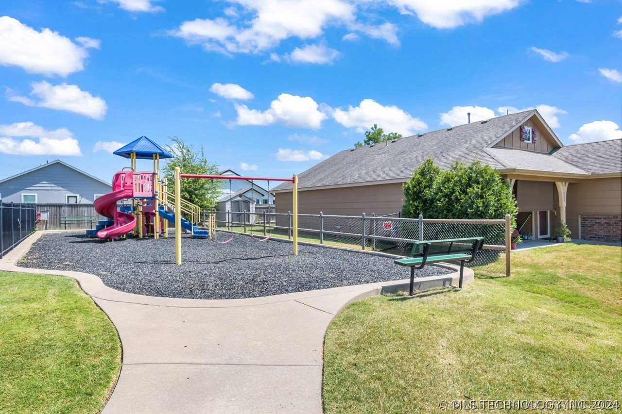 12020 E 109th Street North