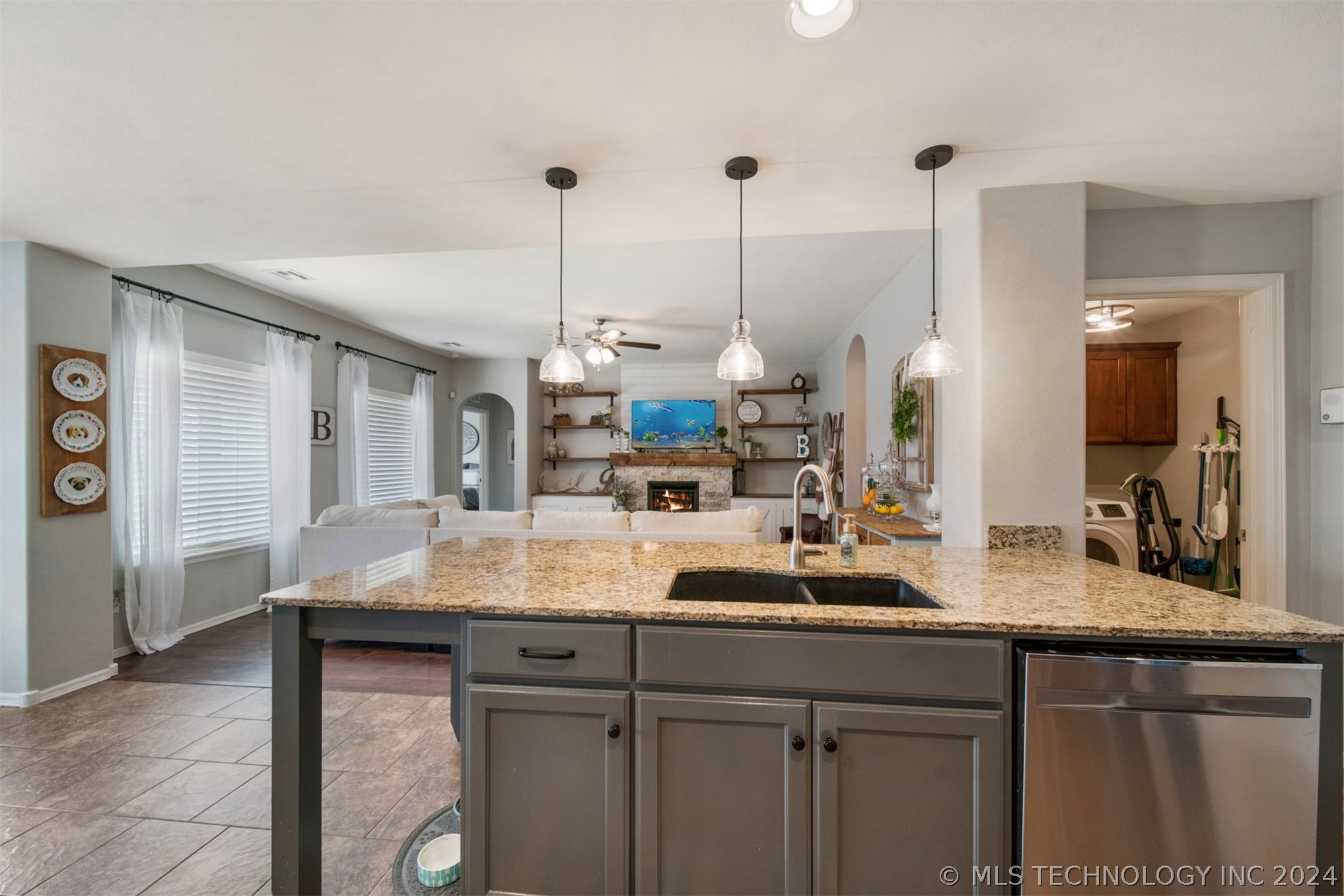 12020 E 109th Street North