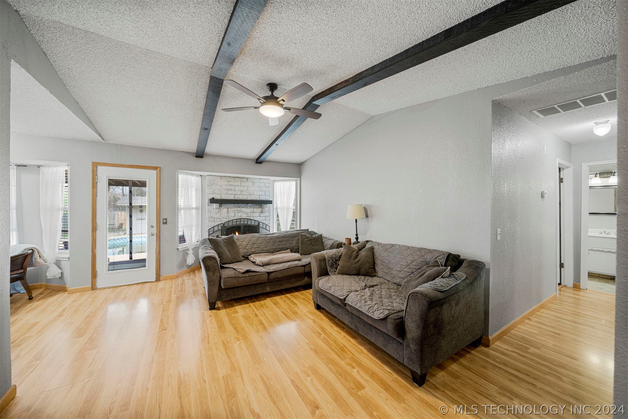 2100 W Delmar Street