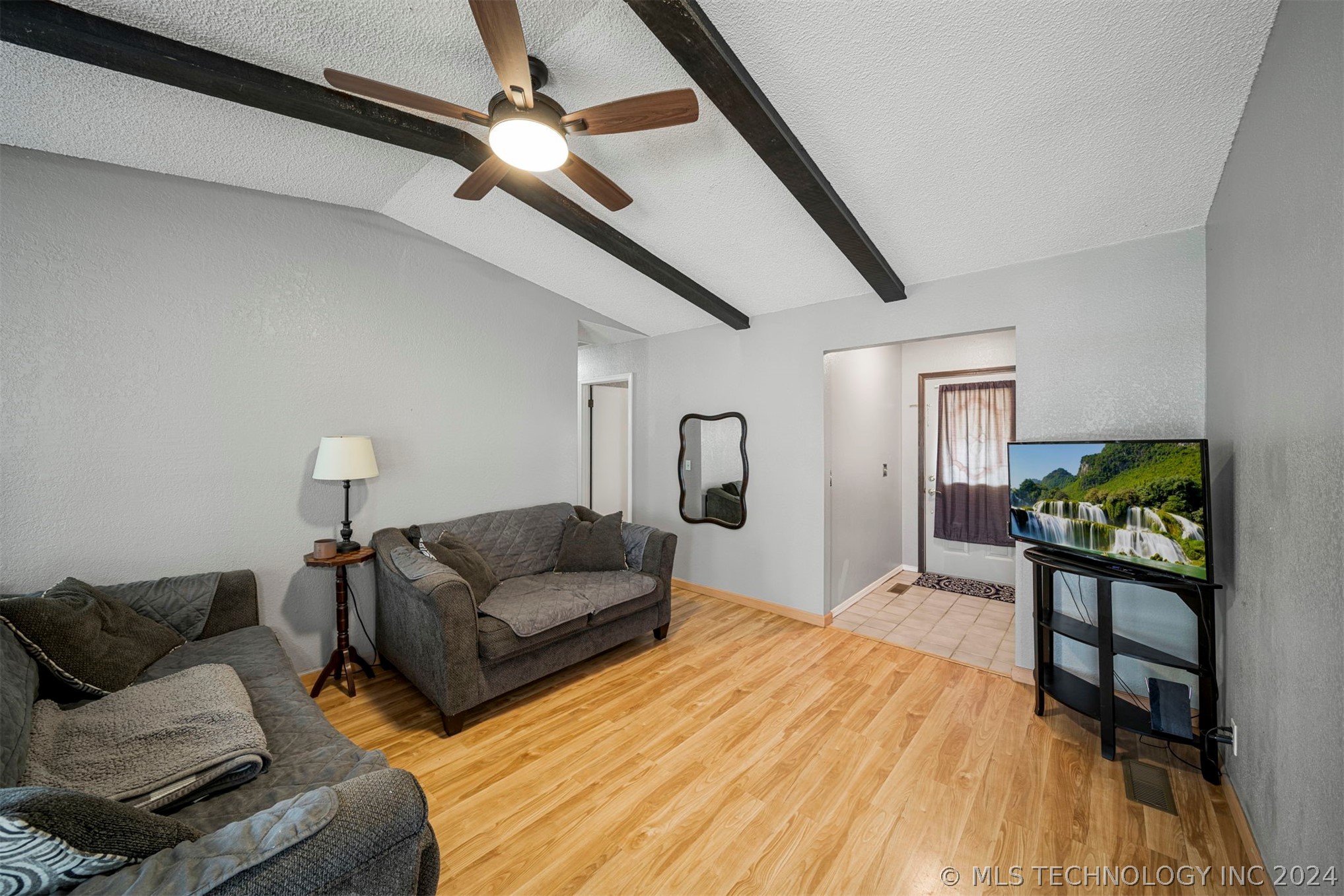 2100 W Delmar Street