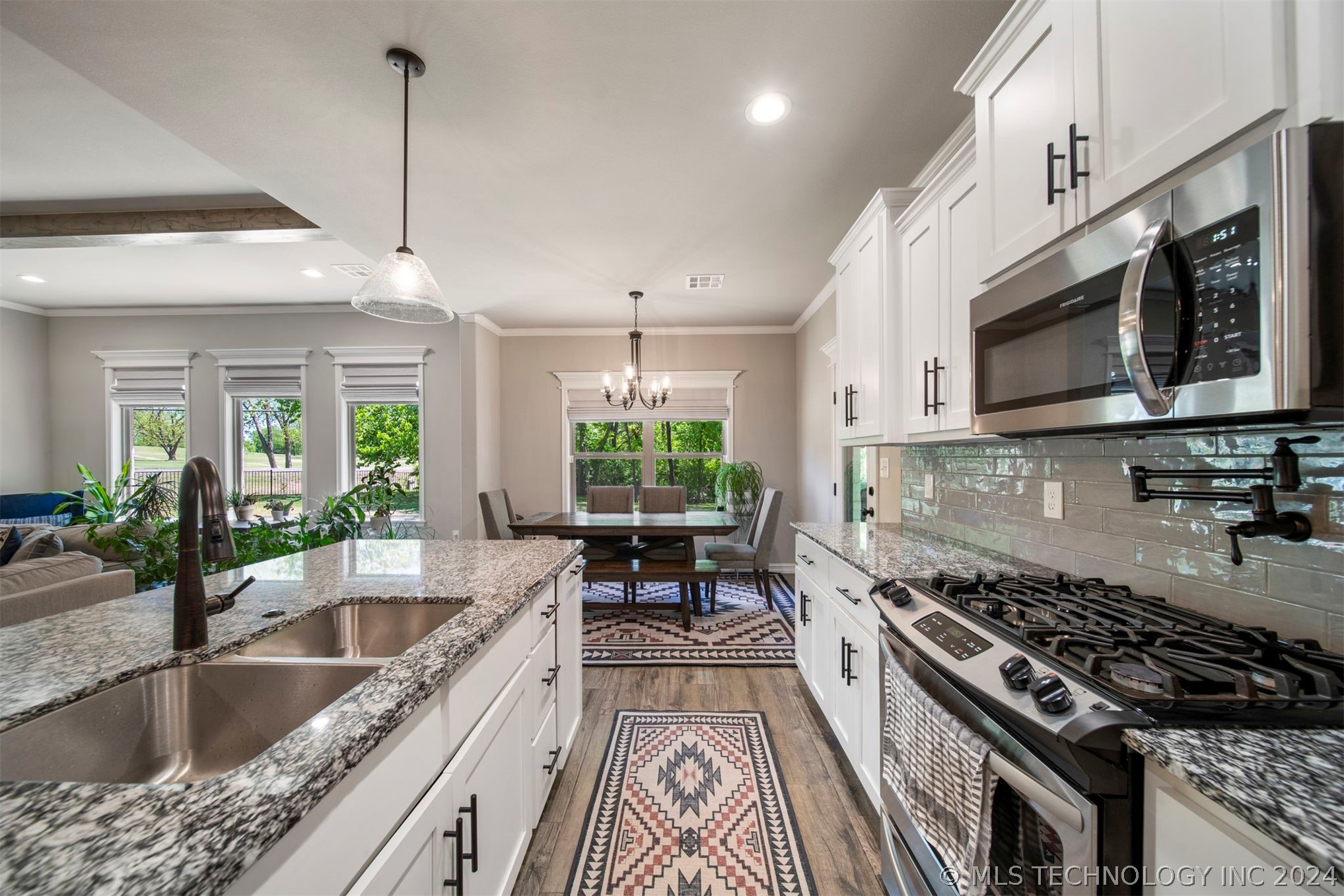 506 Castle Pines Circle