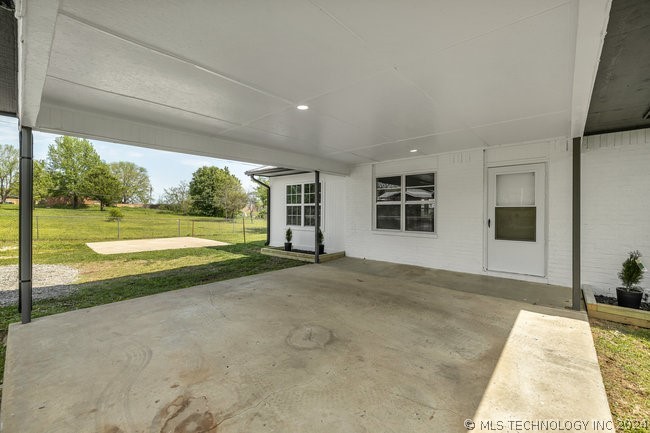 20037 W Stickross Circle