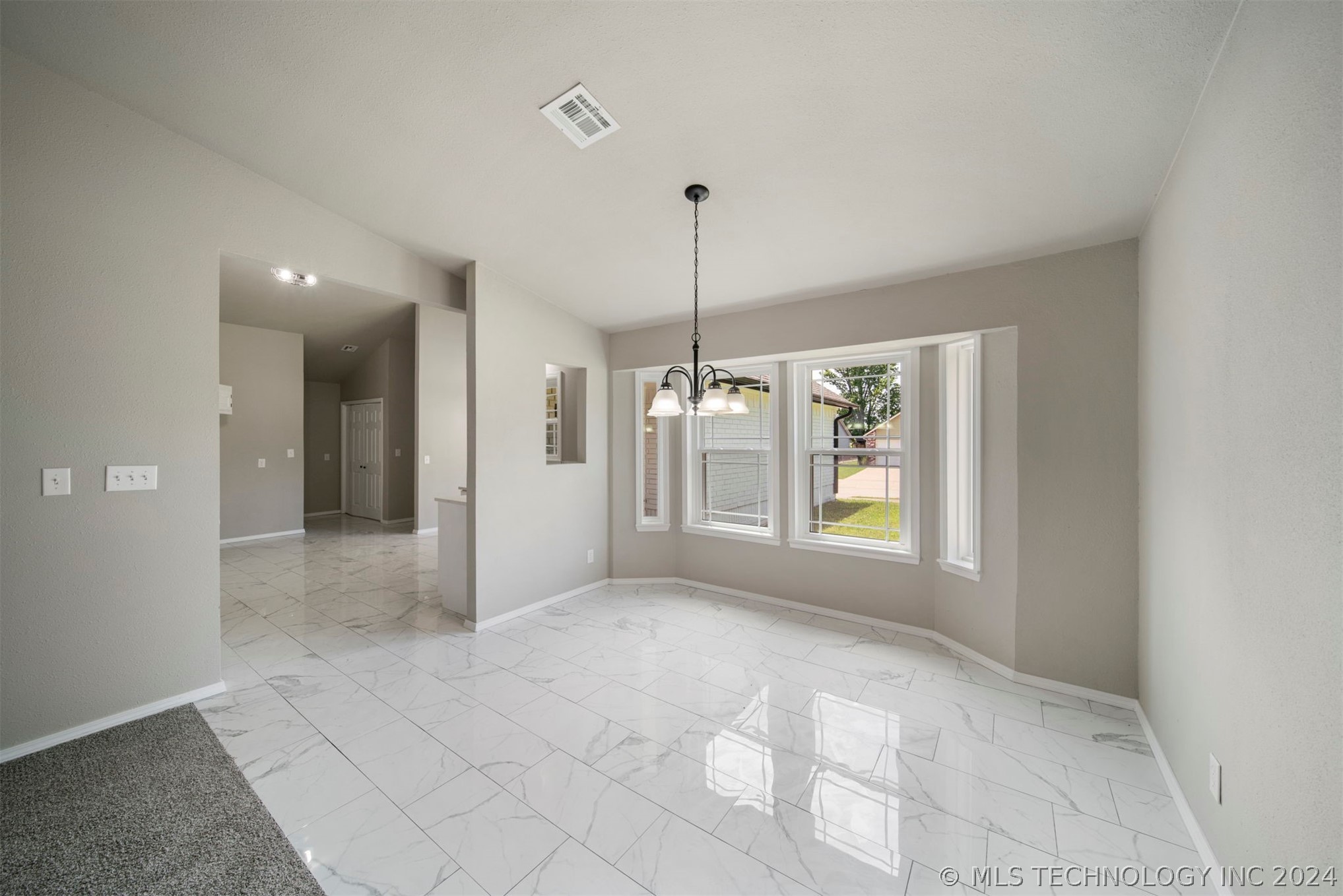 2320 Quail Run Drive