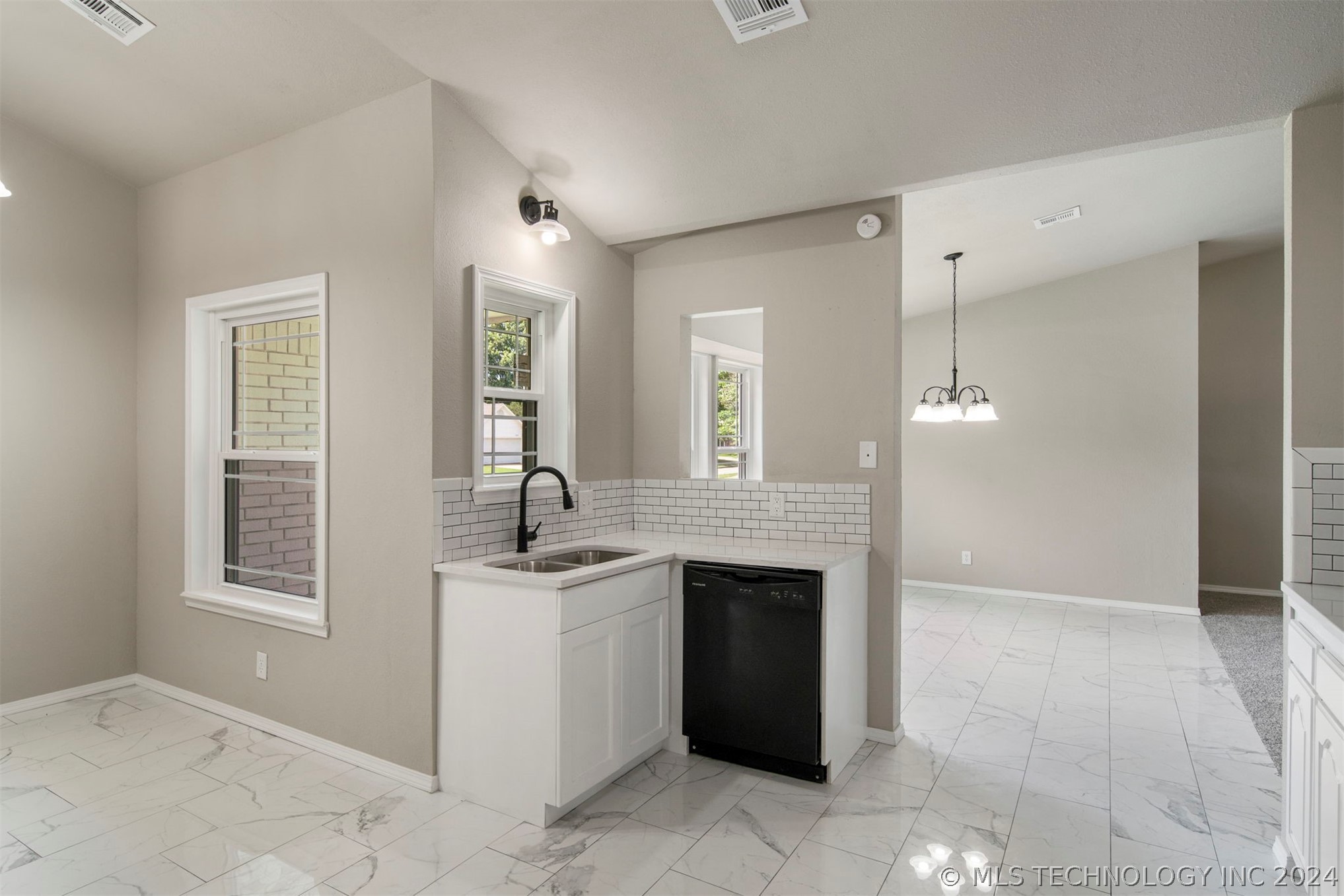 2320 Quail Run Drive