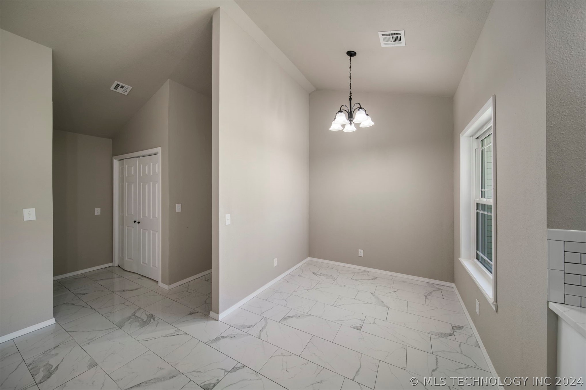 2320 Quail Run Drive