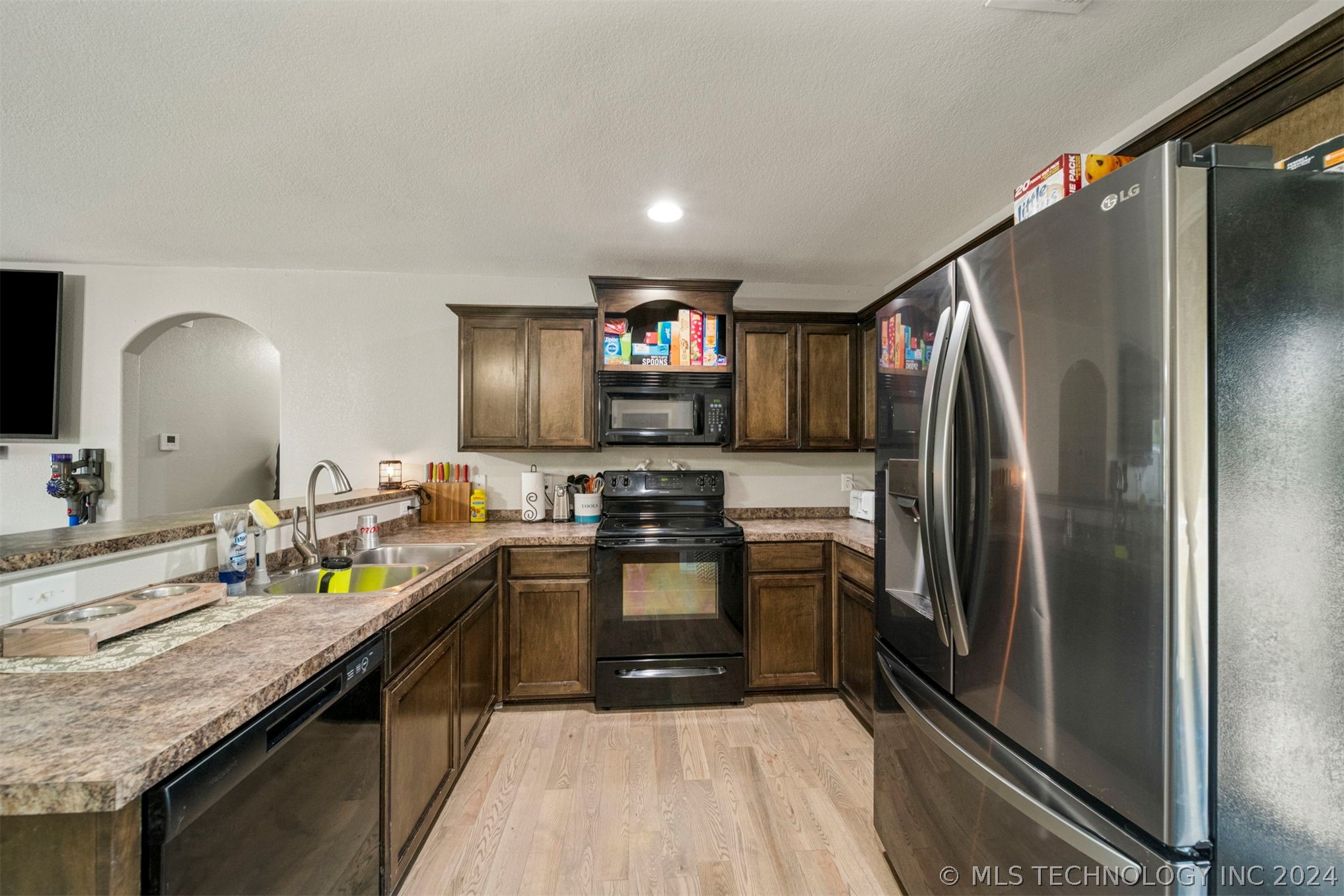 5646 S 377th West Avenue