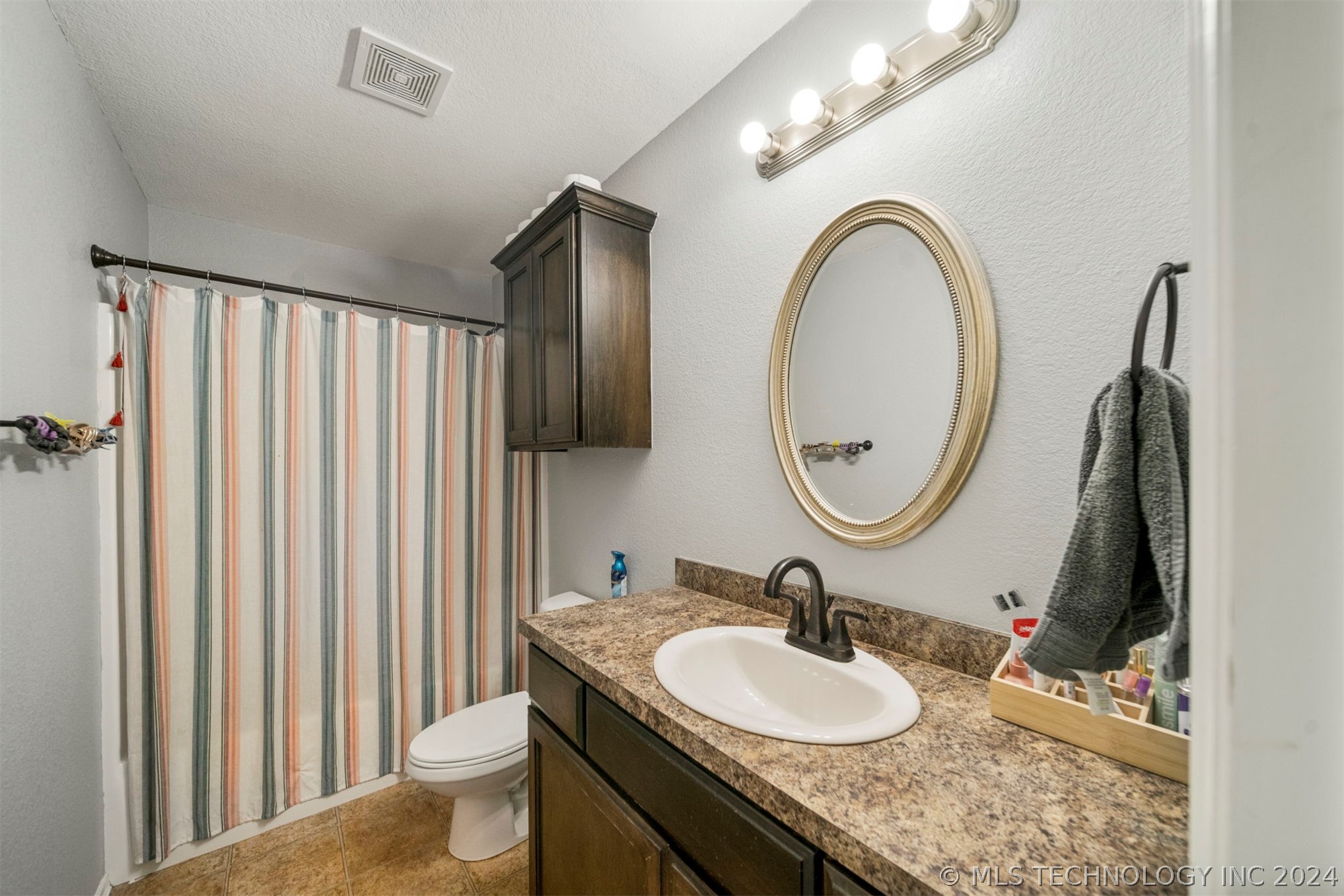 5646 S 377th West Avenue