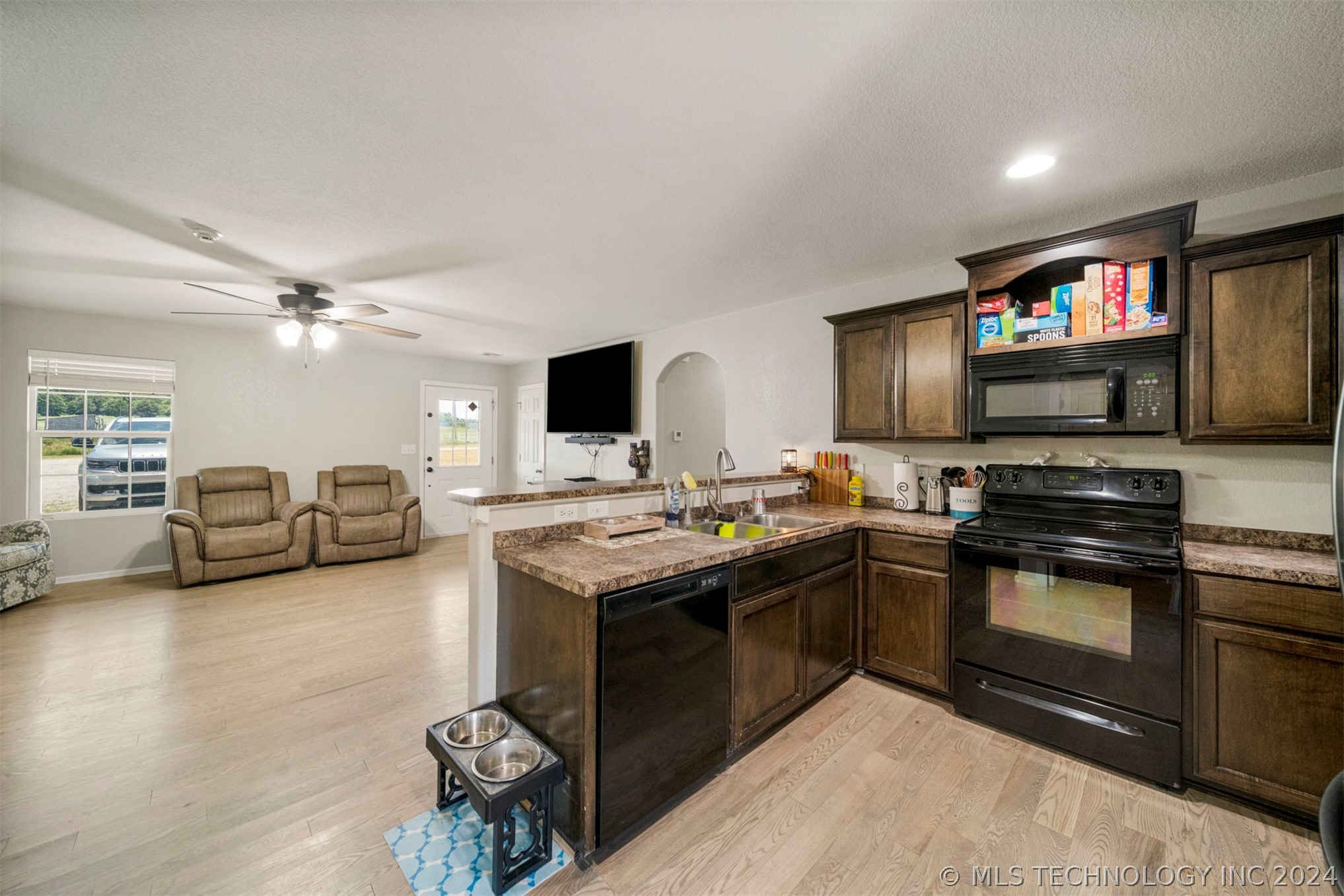 5646 S 377th West Avenue