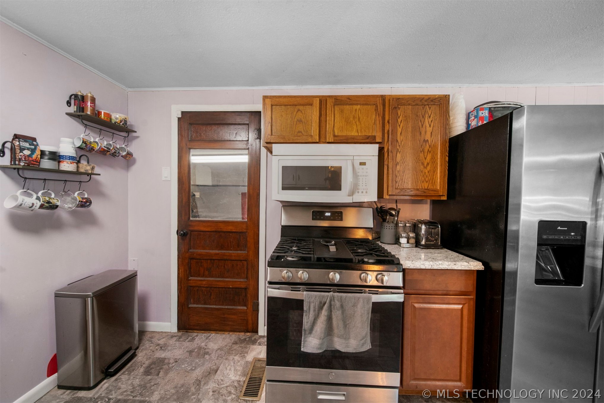 111 W Church Avenue