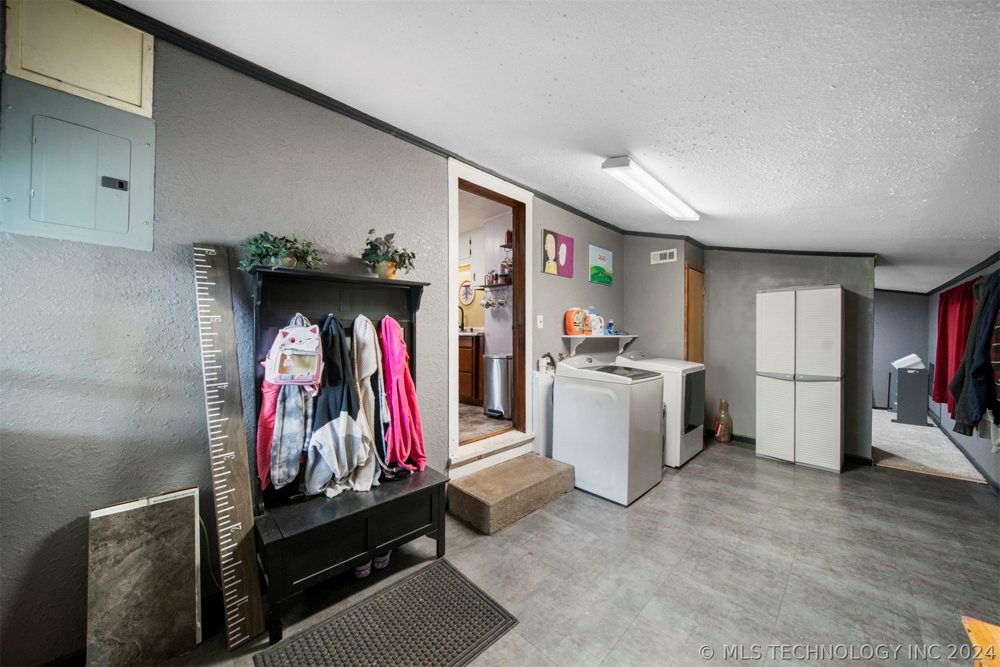 111 W Church Avenue