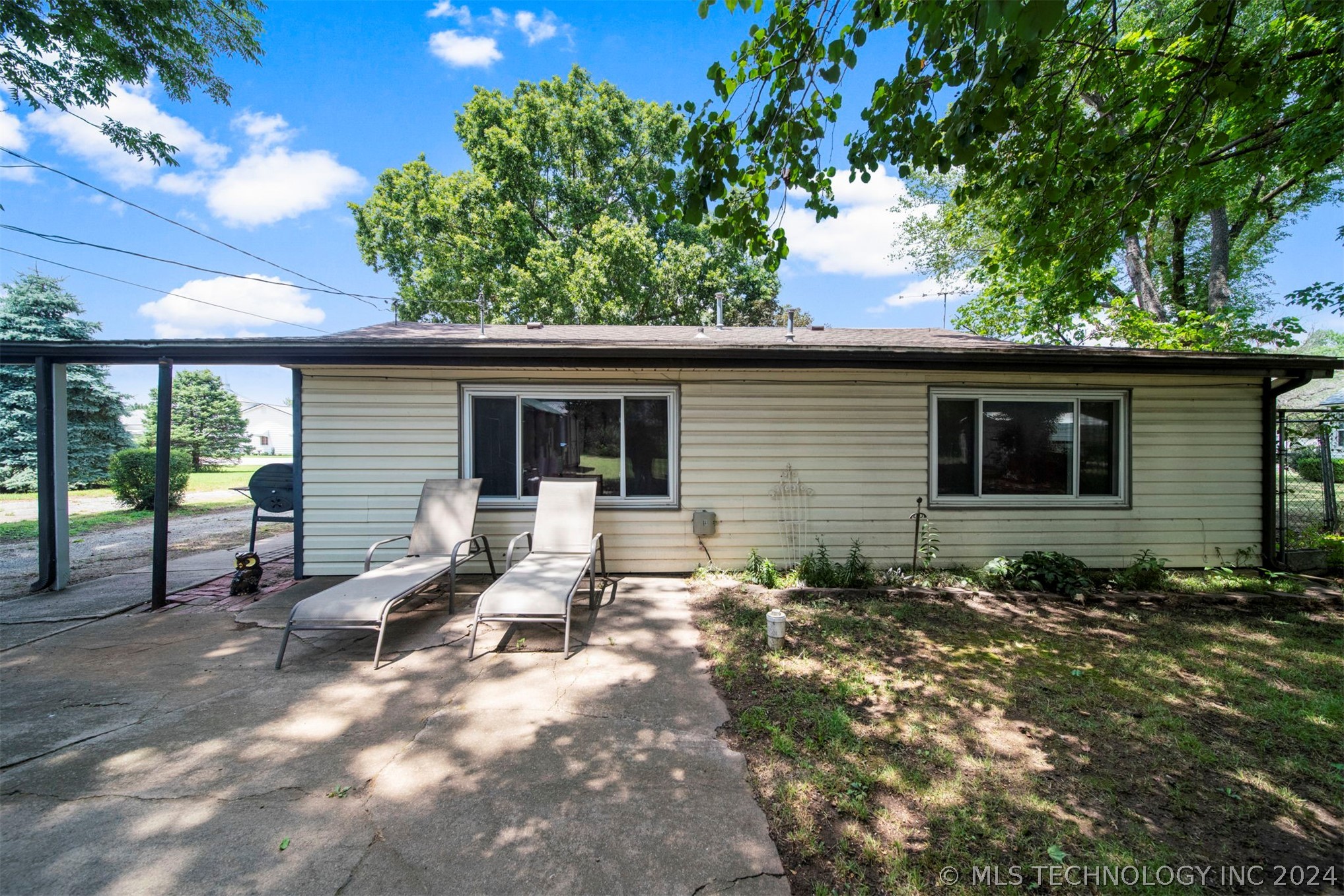 111 W Church Avenue
