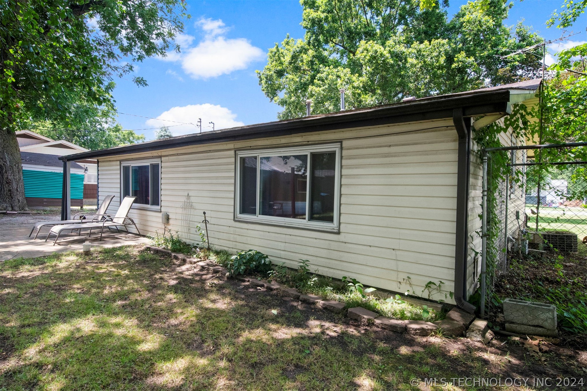 111 W Church Avenue
