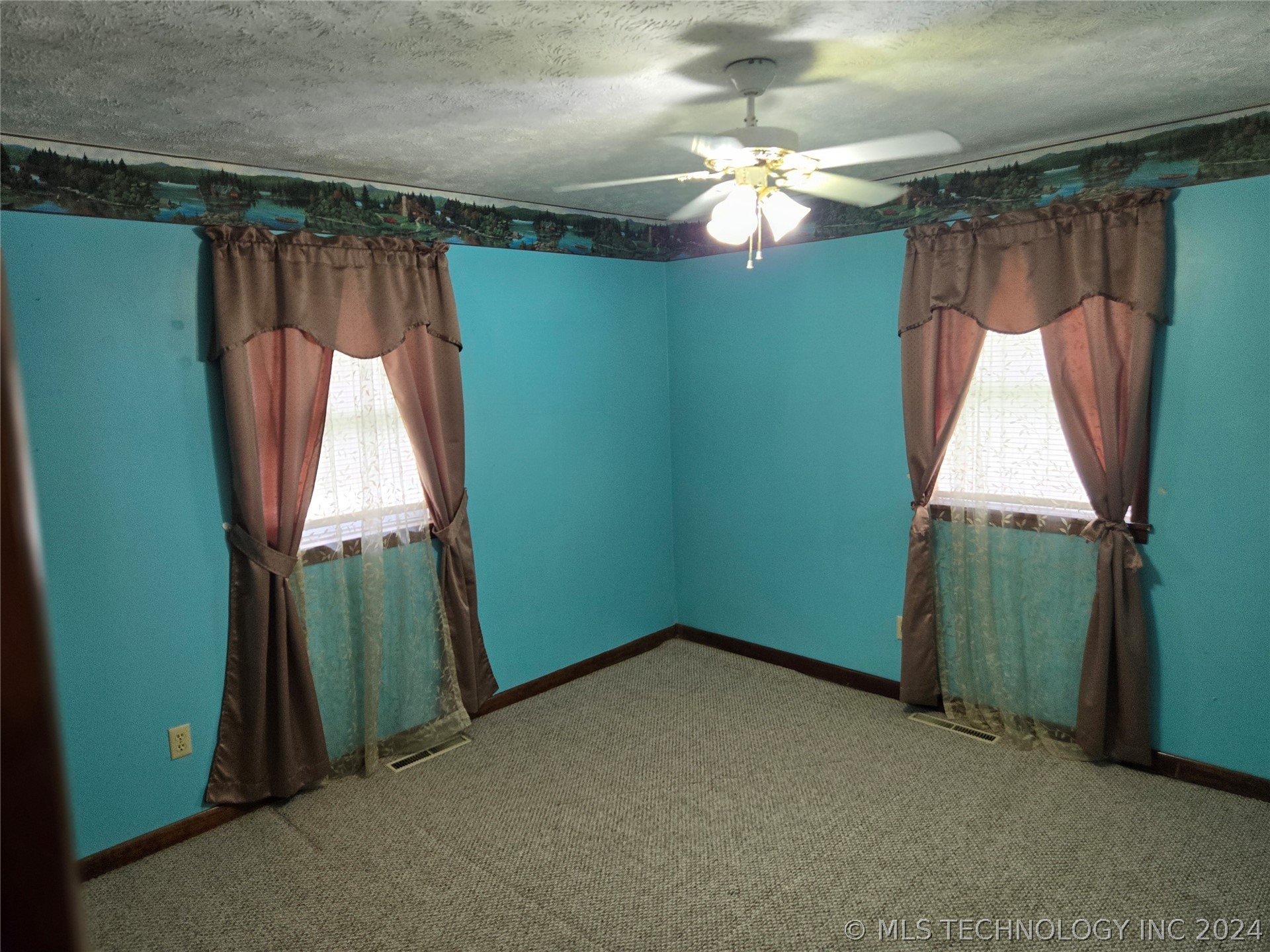1407 W Clint Street