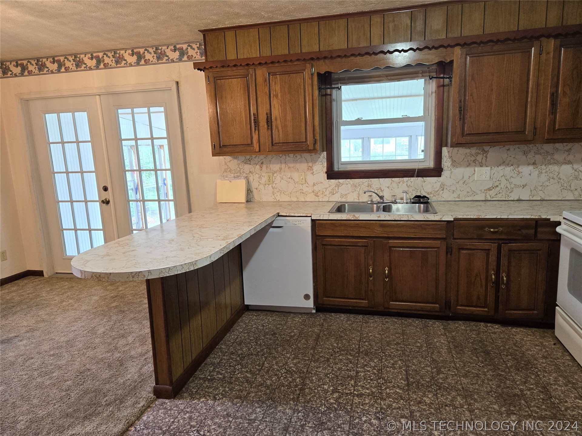 1407 W Clint Street