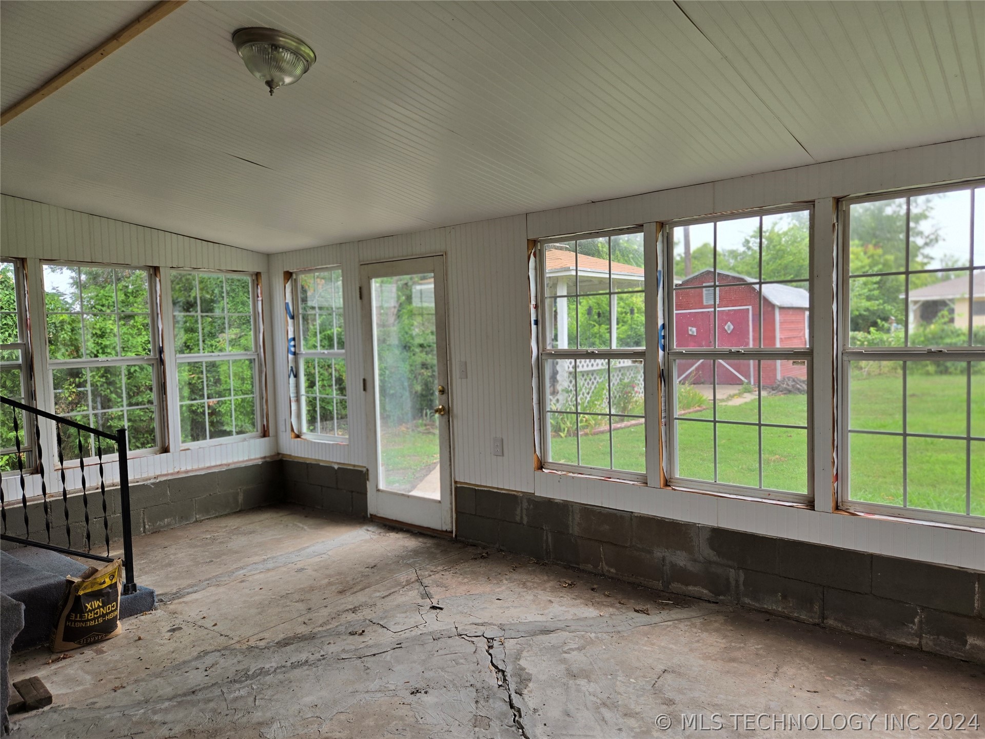 1407 W Clint Street