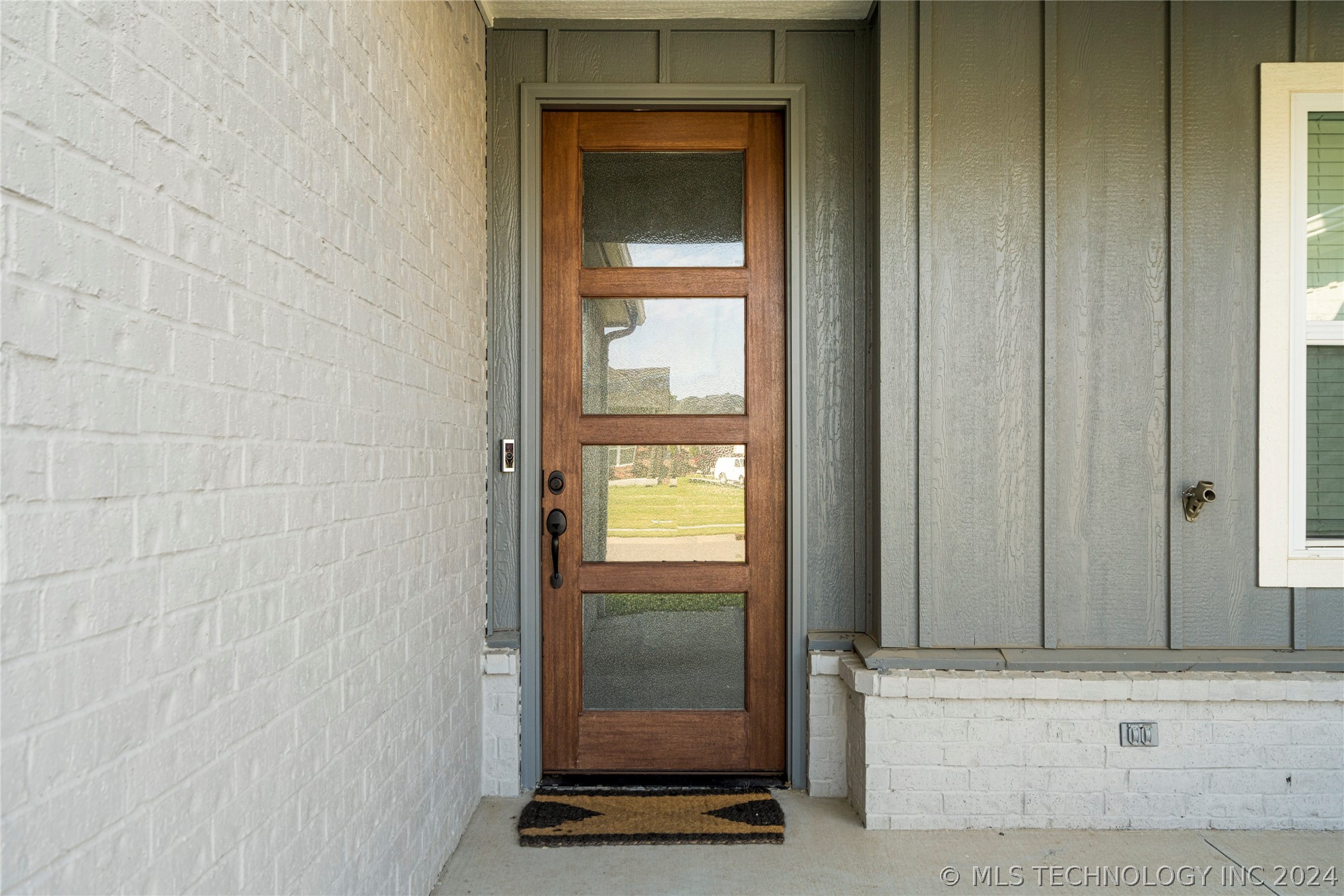 3050 Briarwood Avenue