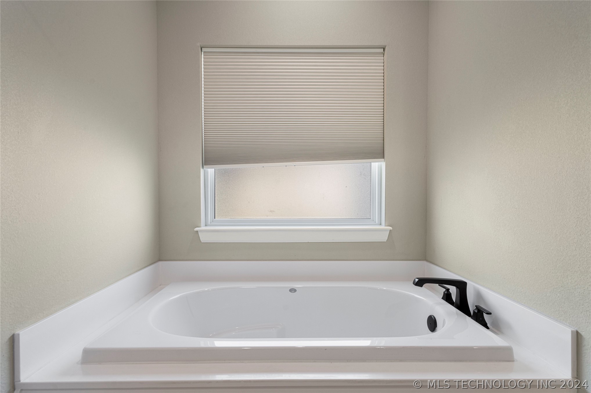 3050 Briarwood Avenue