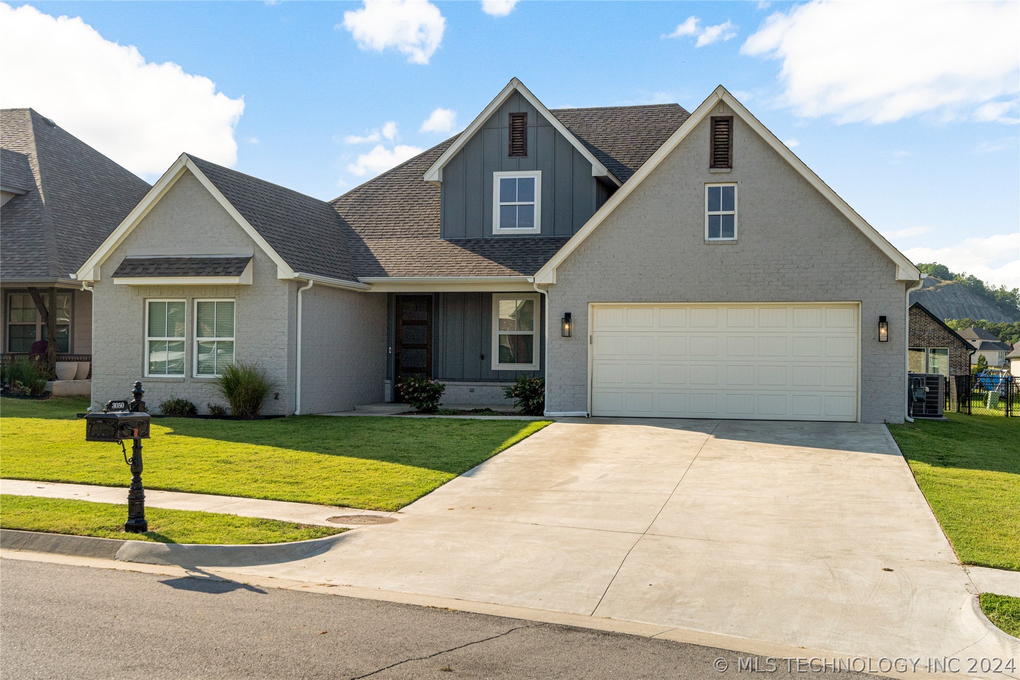 3050 Briarwood Avenue