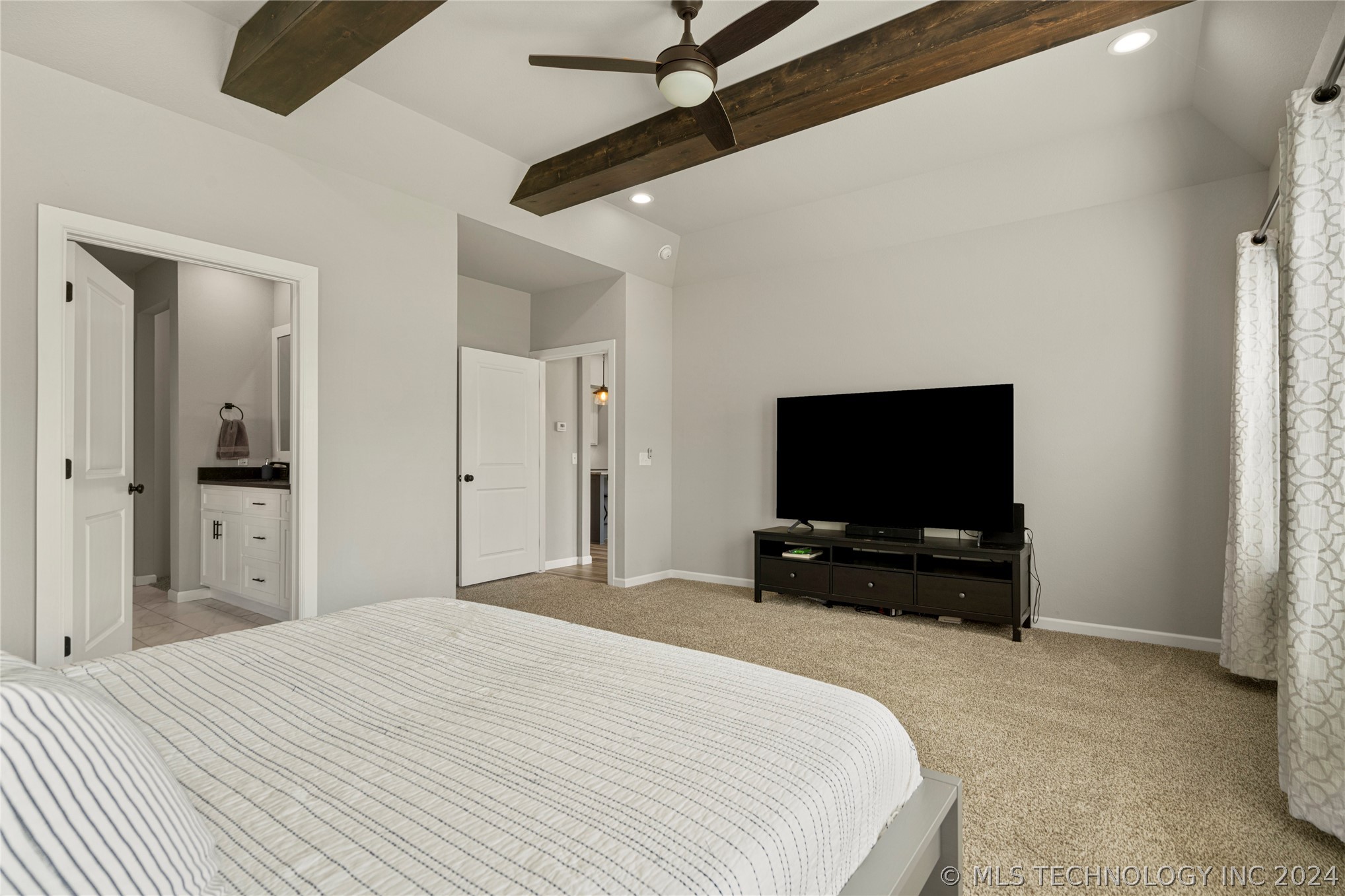 3050 Briarwood Avenue