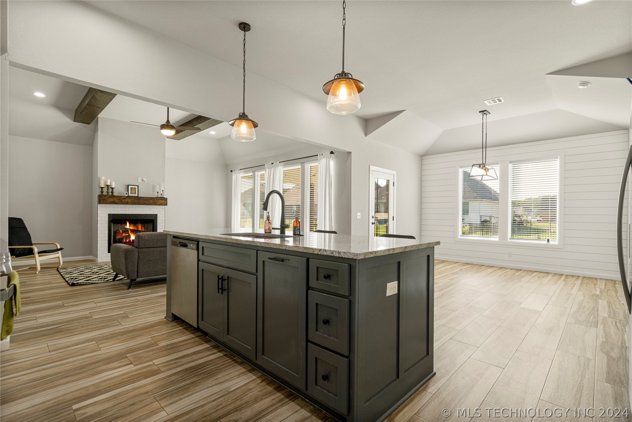 3050 Briarwood Avenue