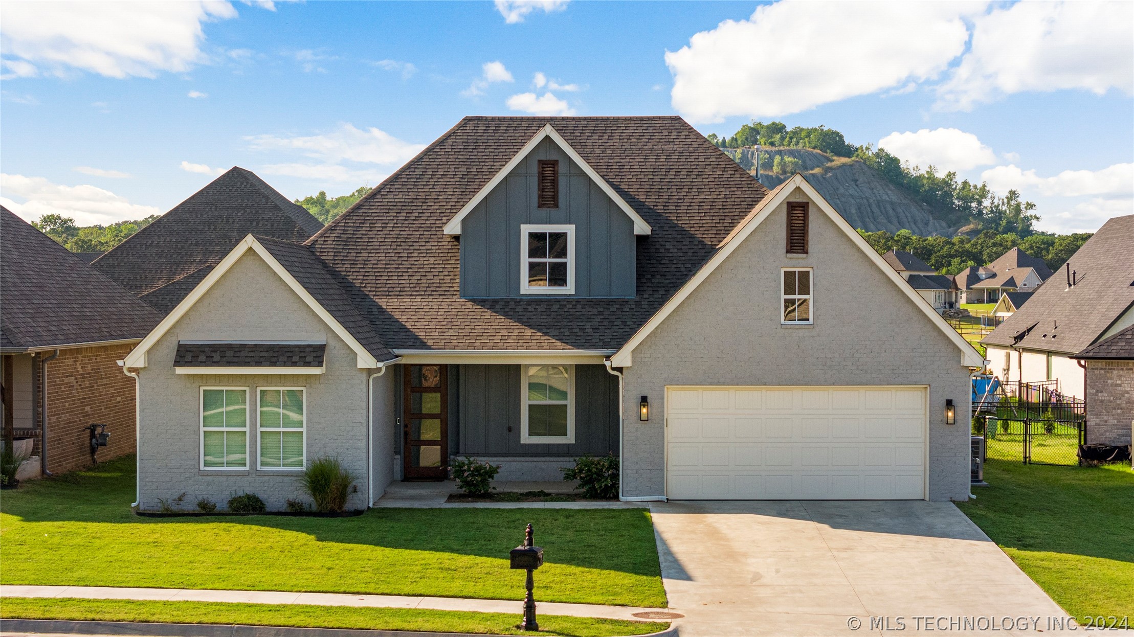 3050 Briarwood Avenue