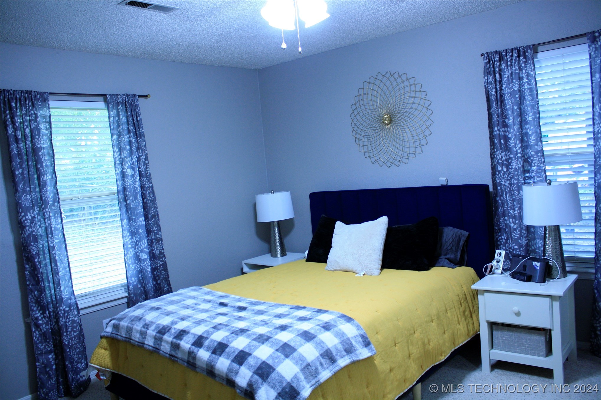 1908 W Fulton Street