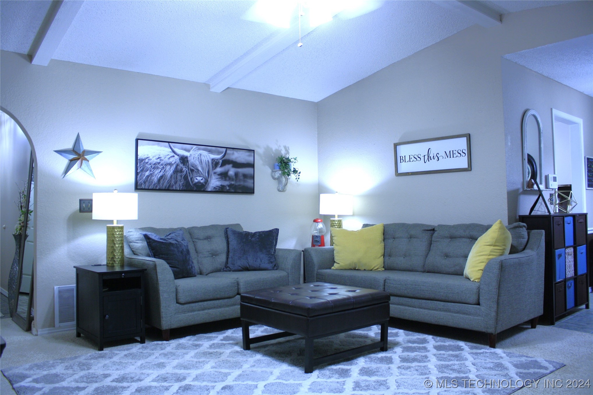 1908 W Fulton Street