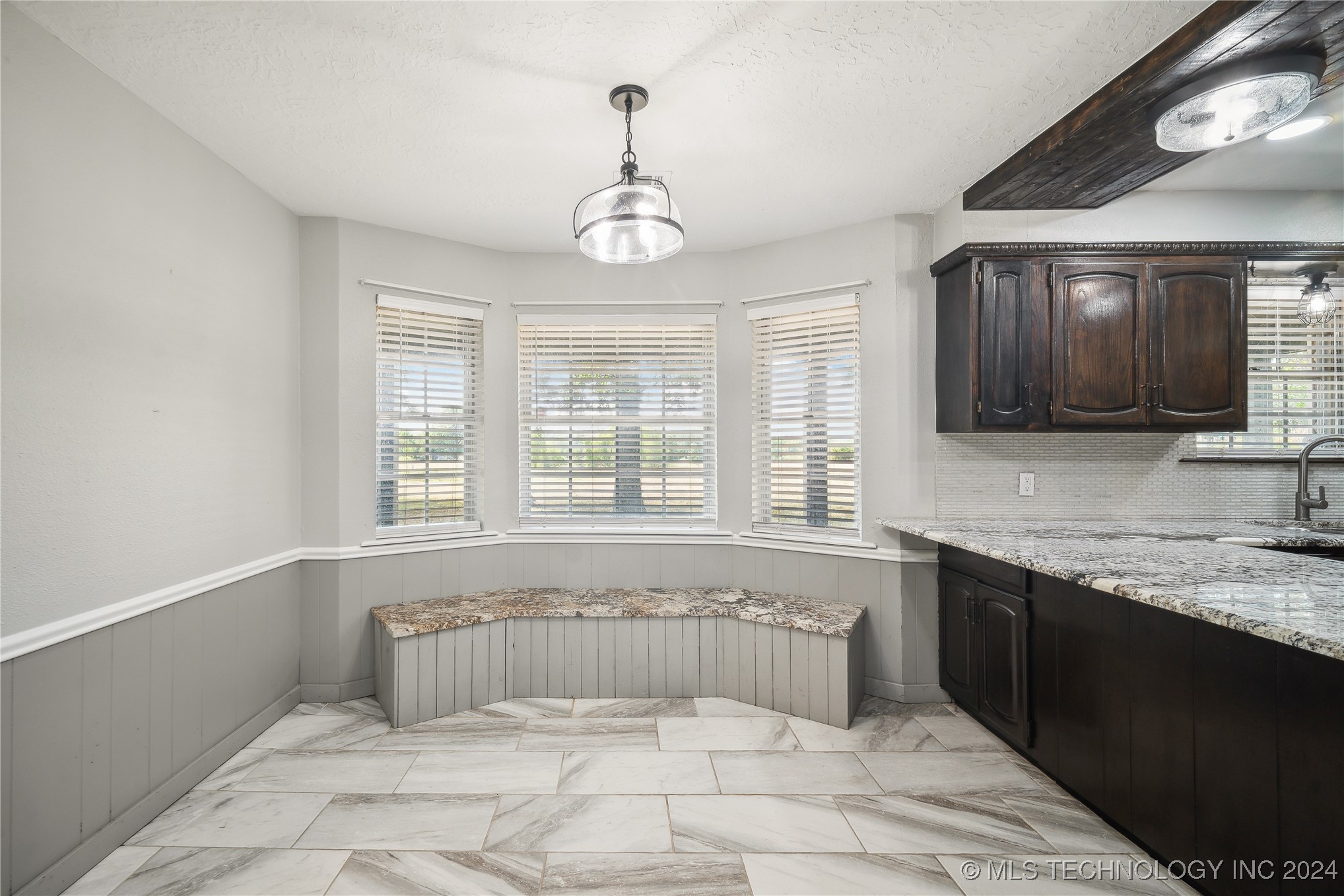 15083 E 480 Road