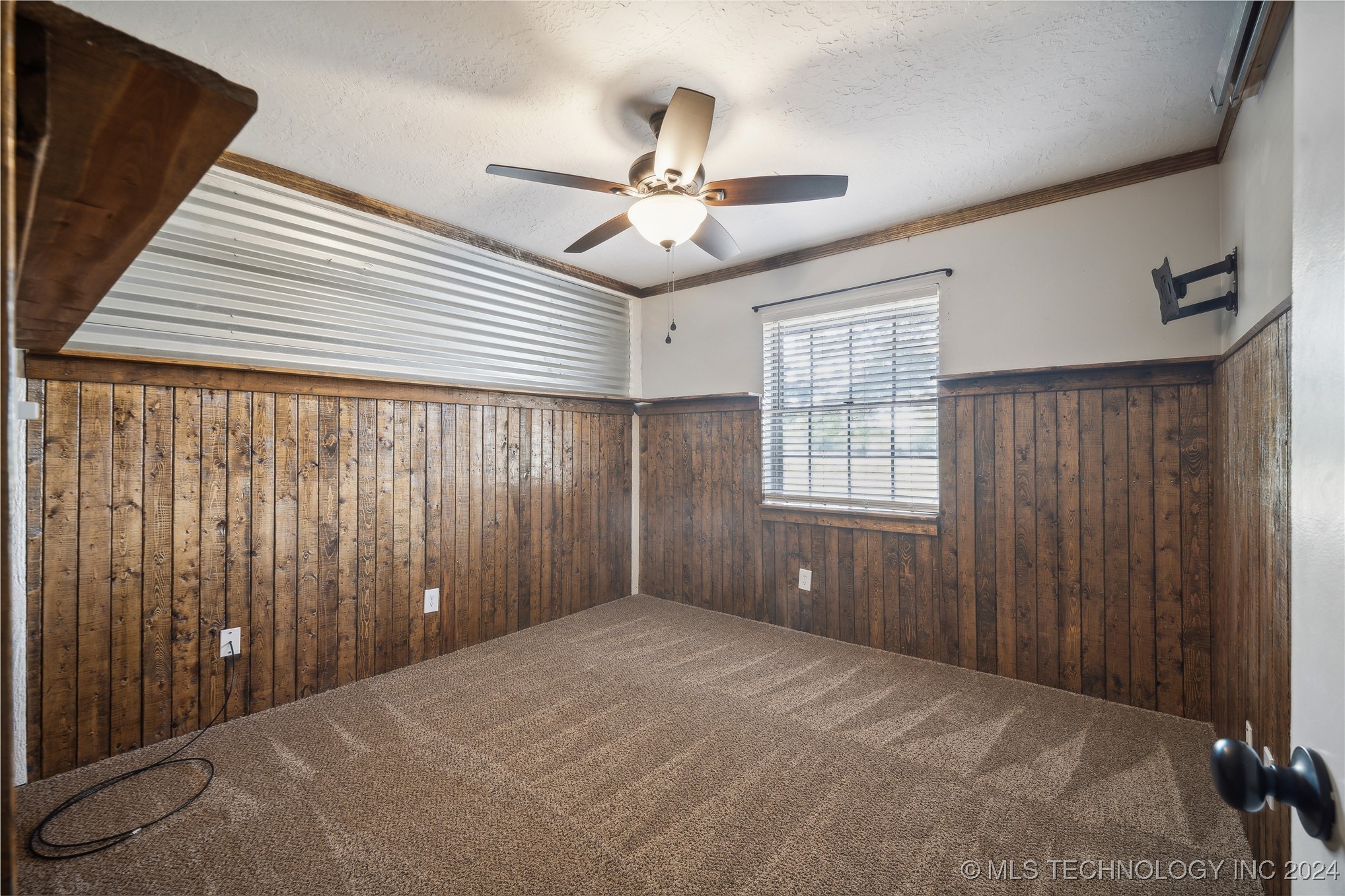15083 E 480 Road
