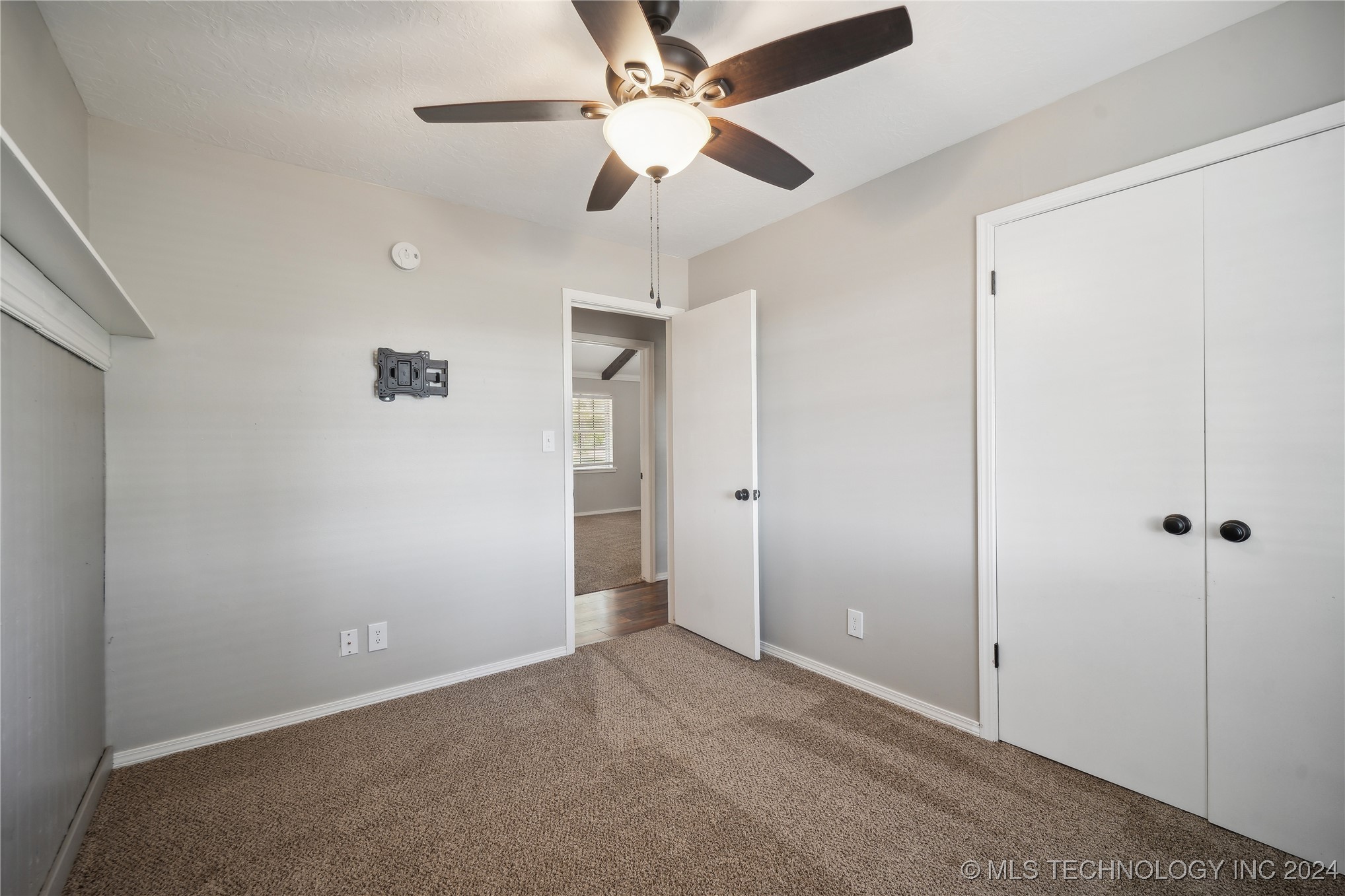 15083 E 480 Road