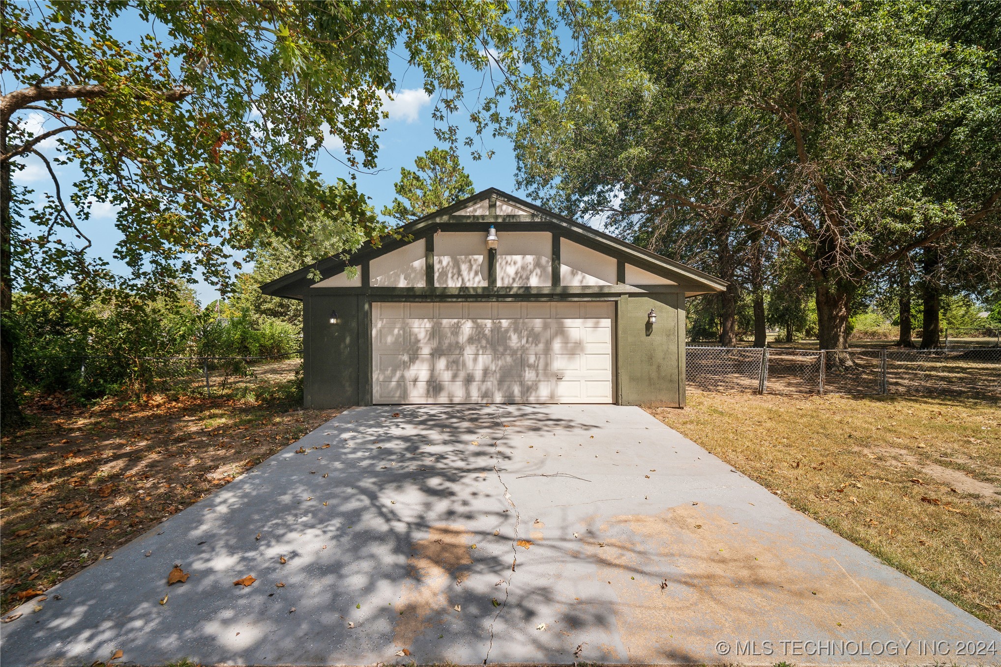 15083 E 480 Road