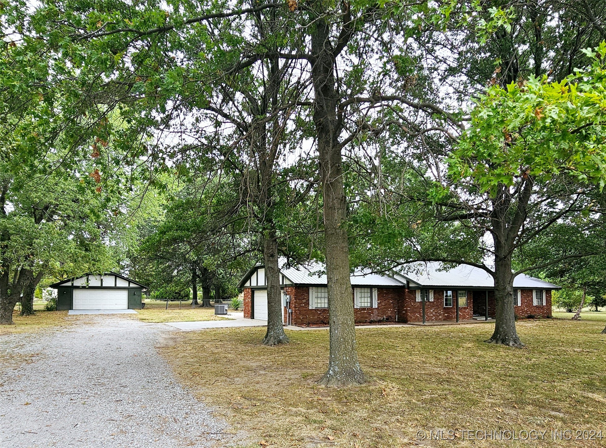 15083 E 480 Road
