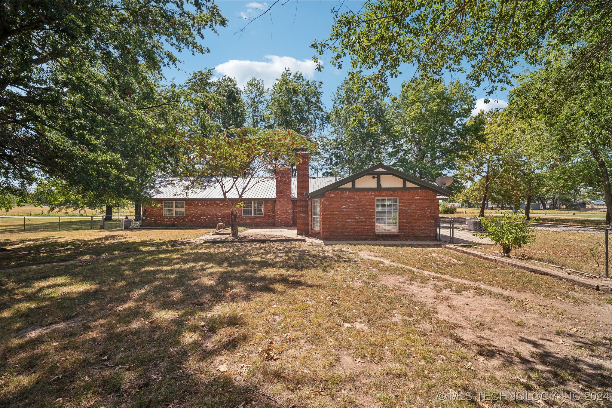 15083 E 480 Road