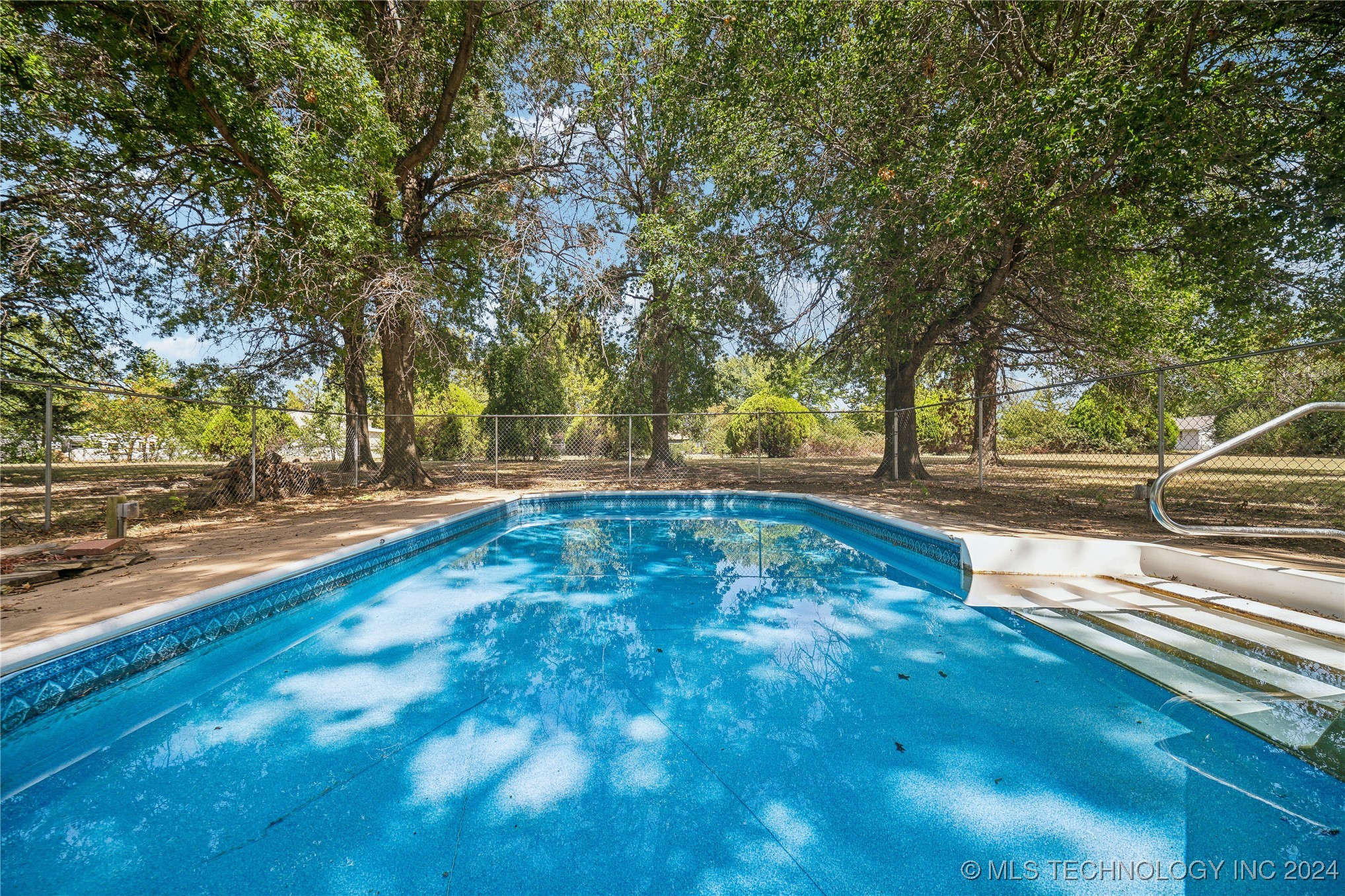 15083 E 480 Road